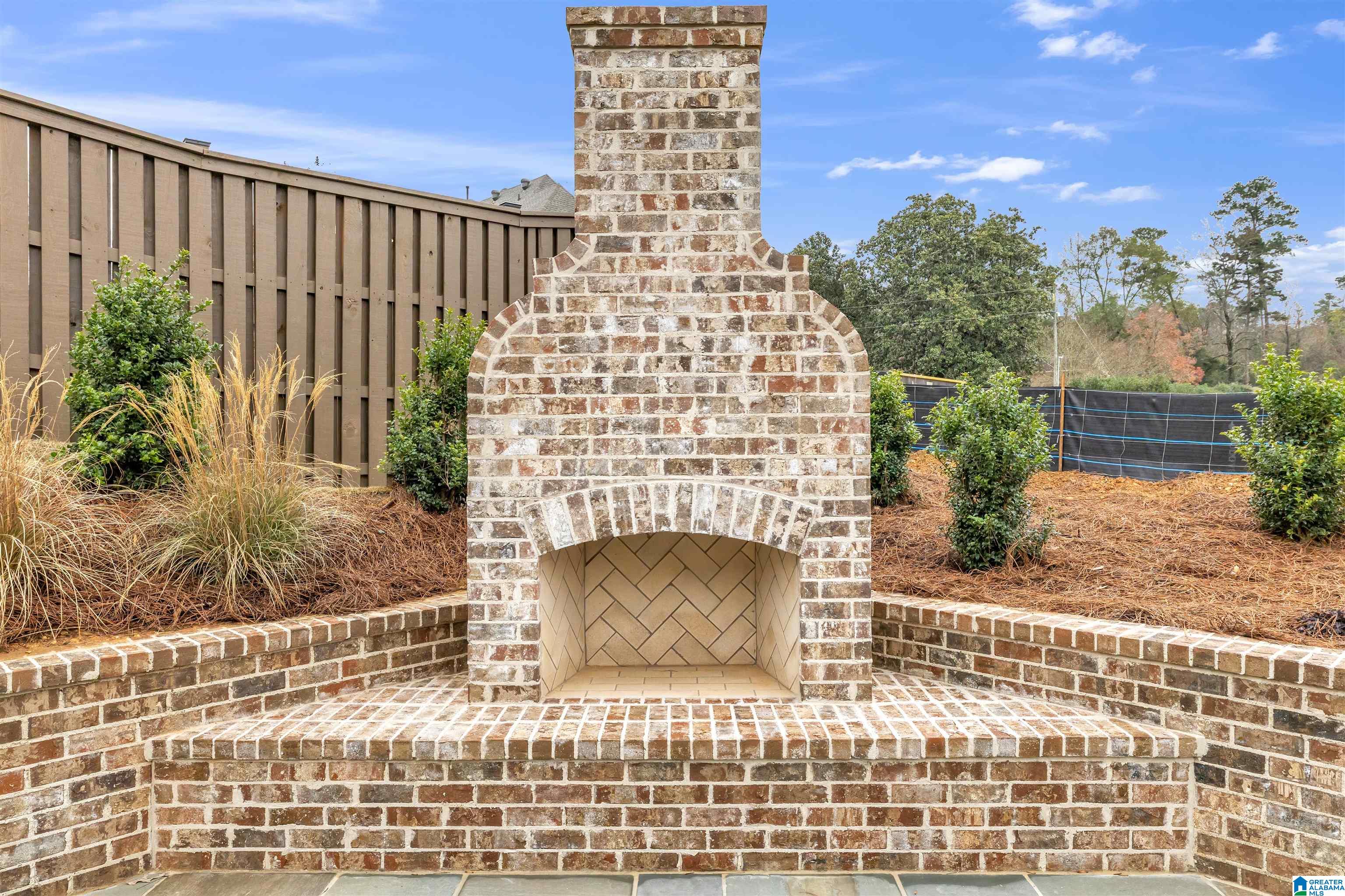 2263 FIVE OAKS TRAIL
