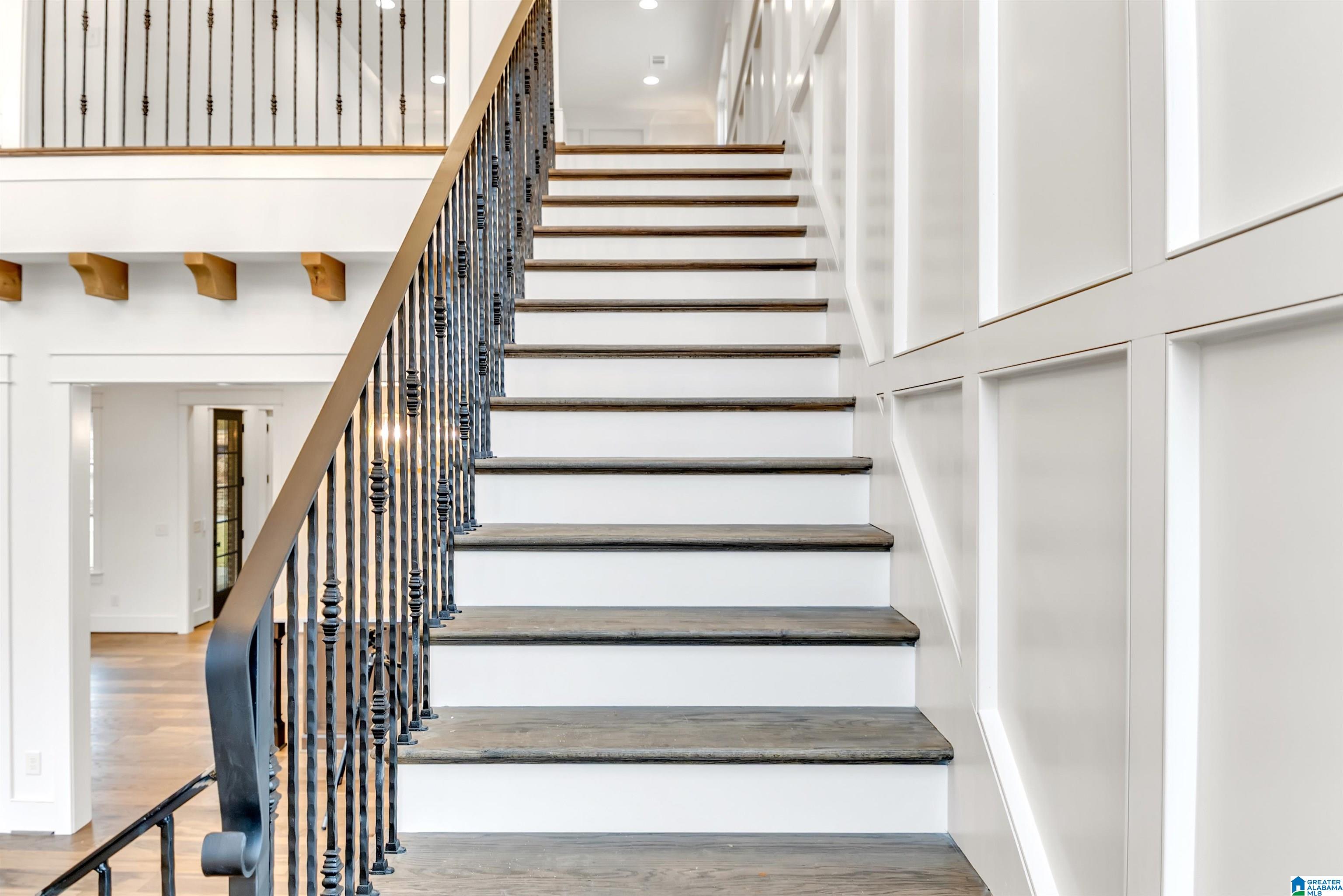 2263 FIVE OAKS TRAIL