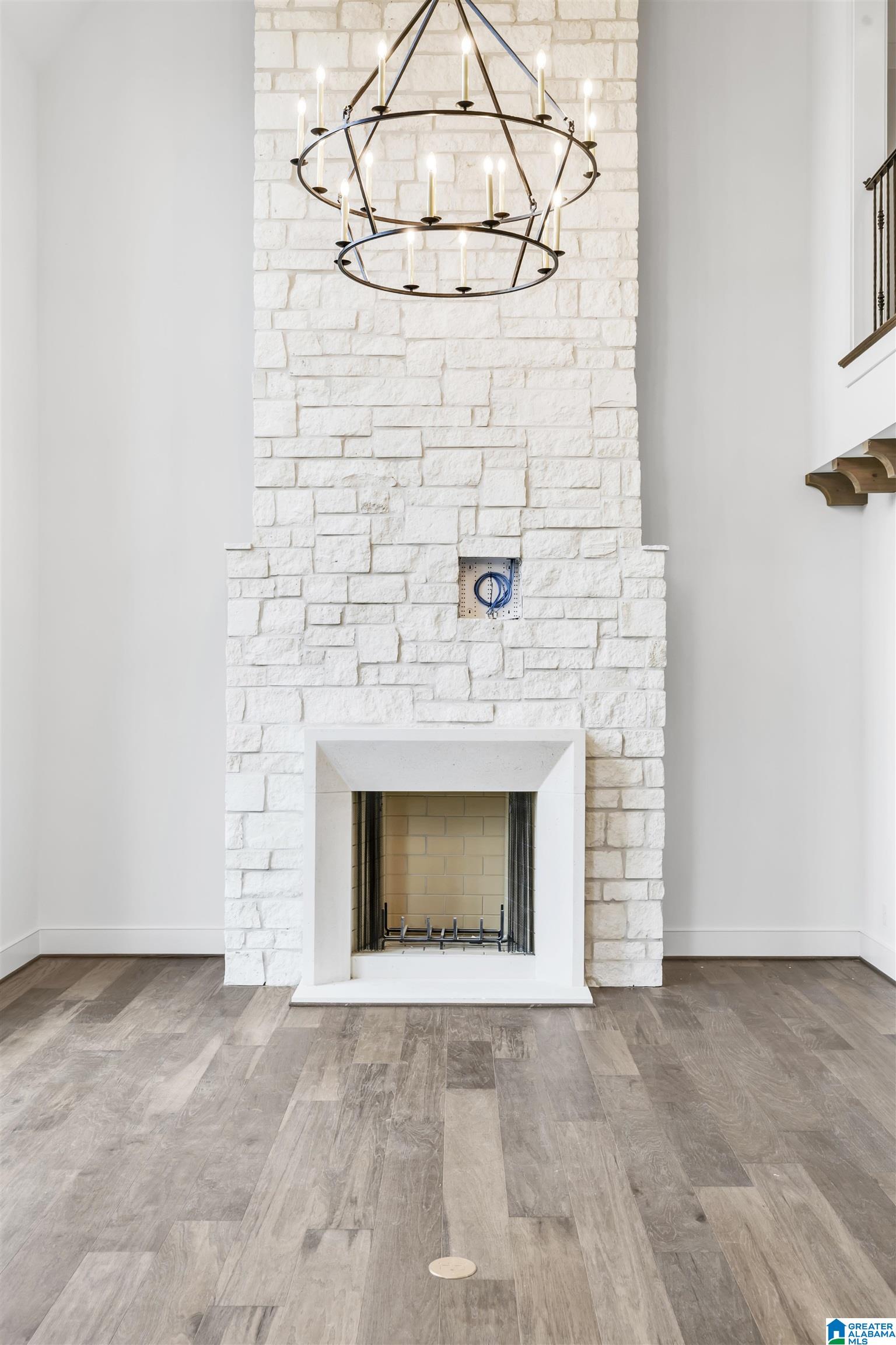 2263 FIVE OAKS TRAIL