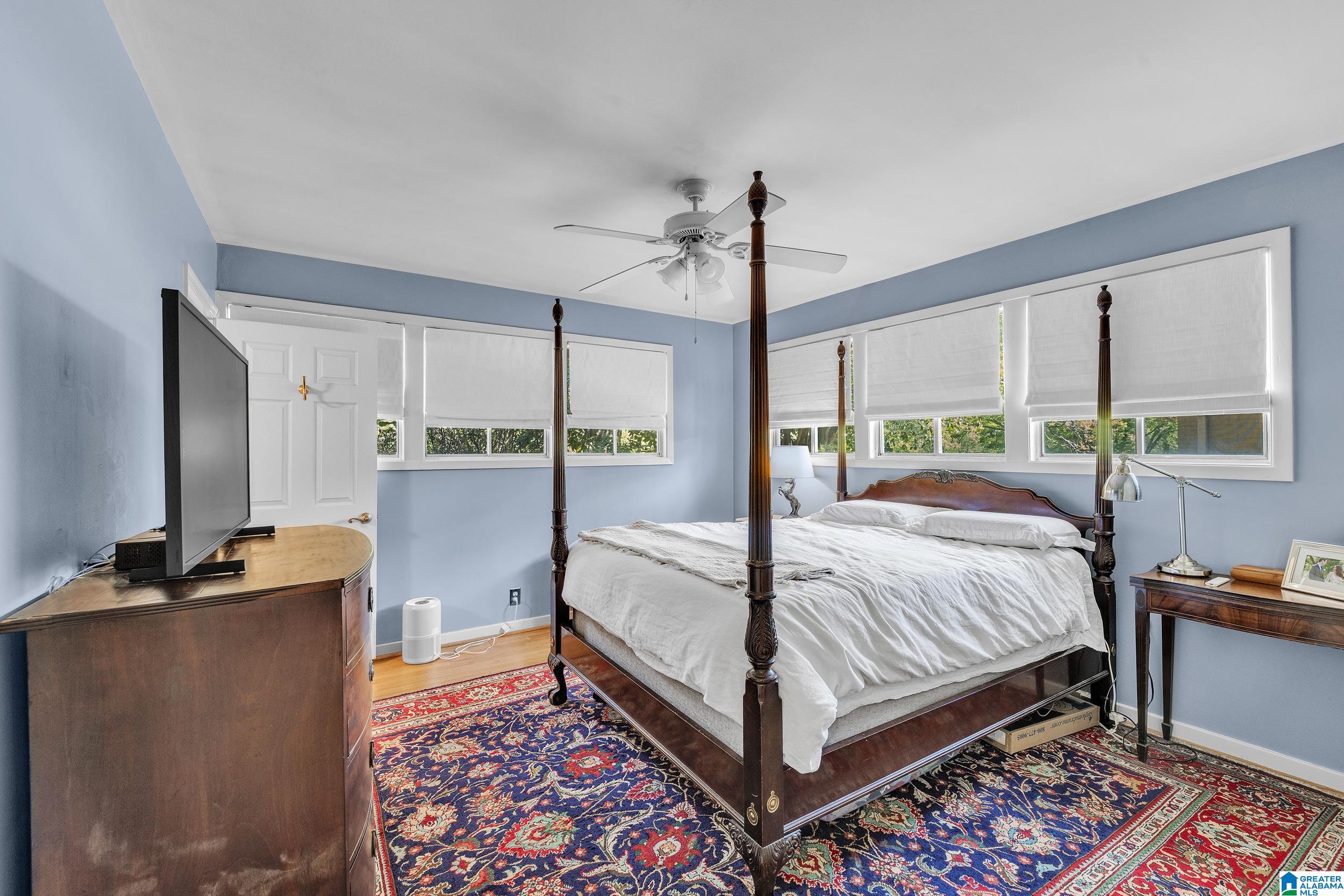 1572 VALLEY VIEW CIRCLE