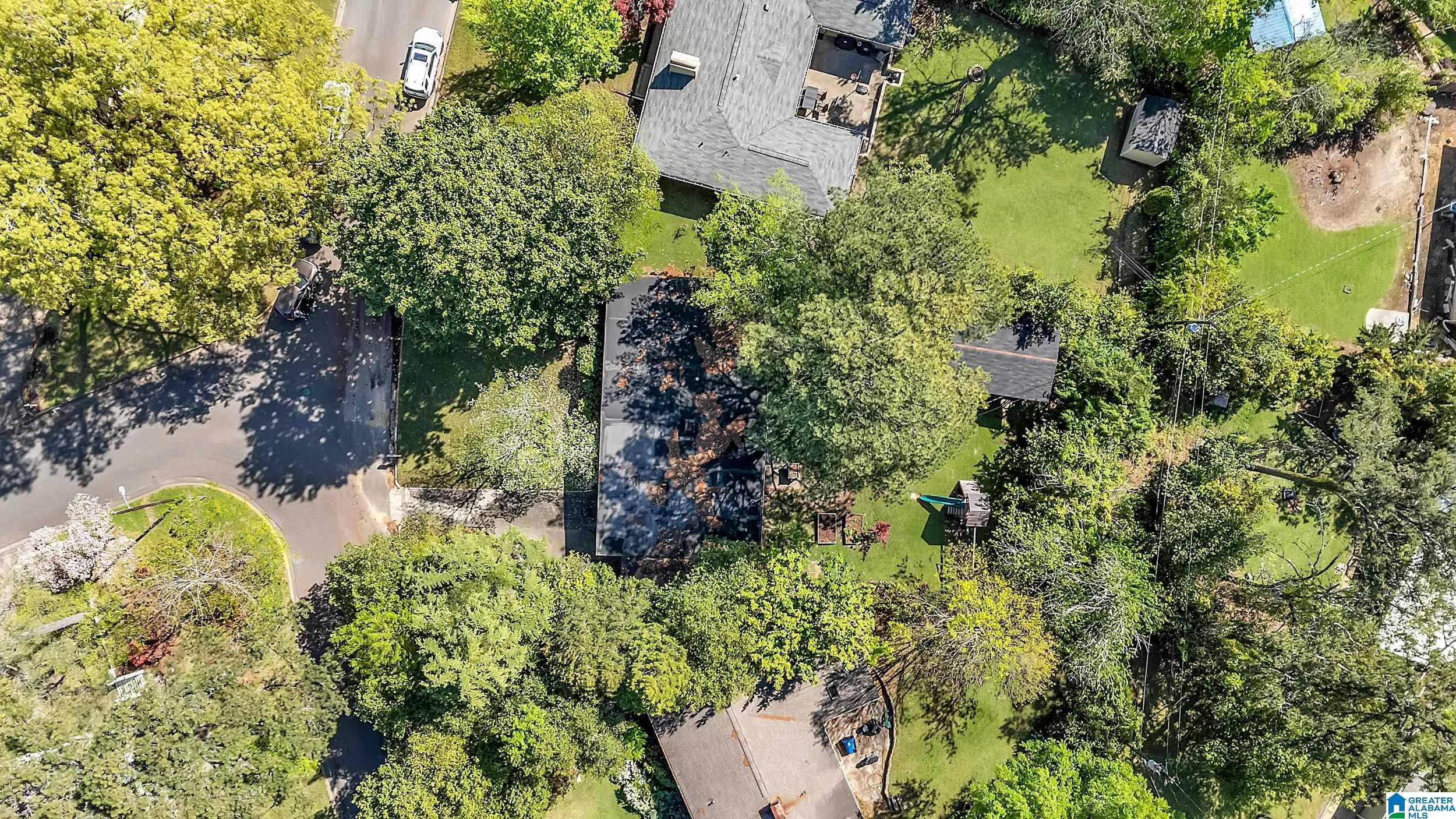 1572 VALLEY VIEW CIRCLE