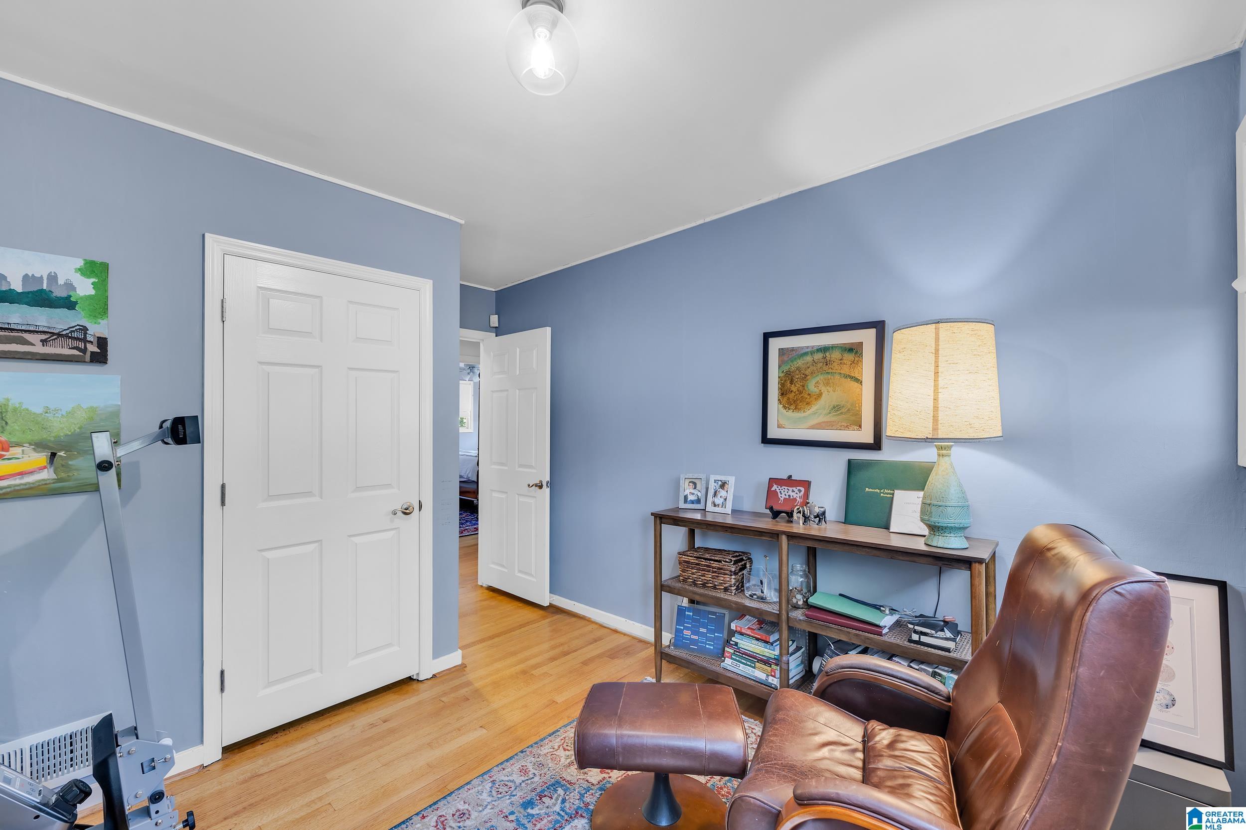 1572 VALLEY VIEW CIRCLE