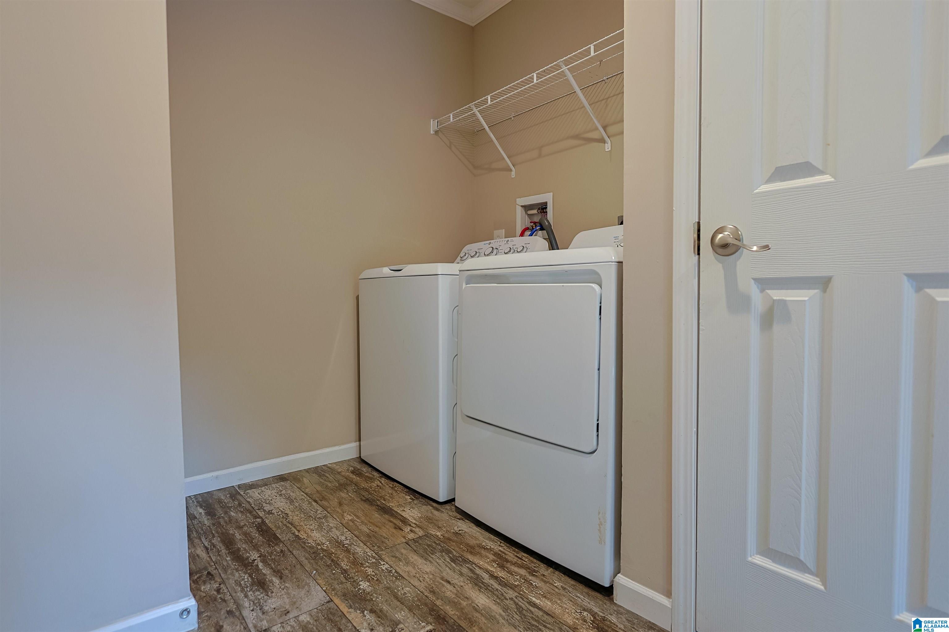 2381 JIM RANEY LANE