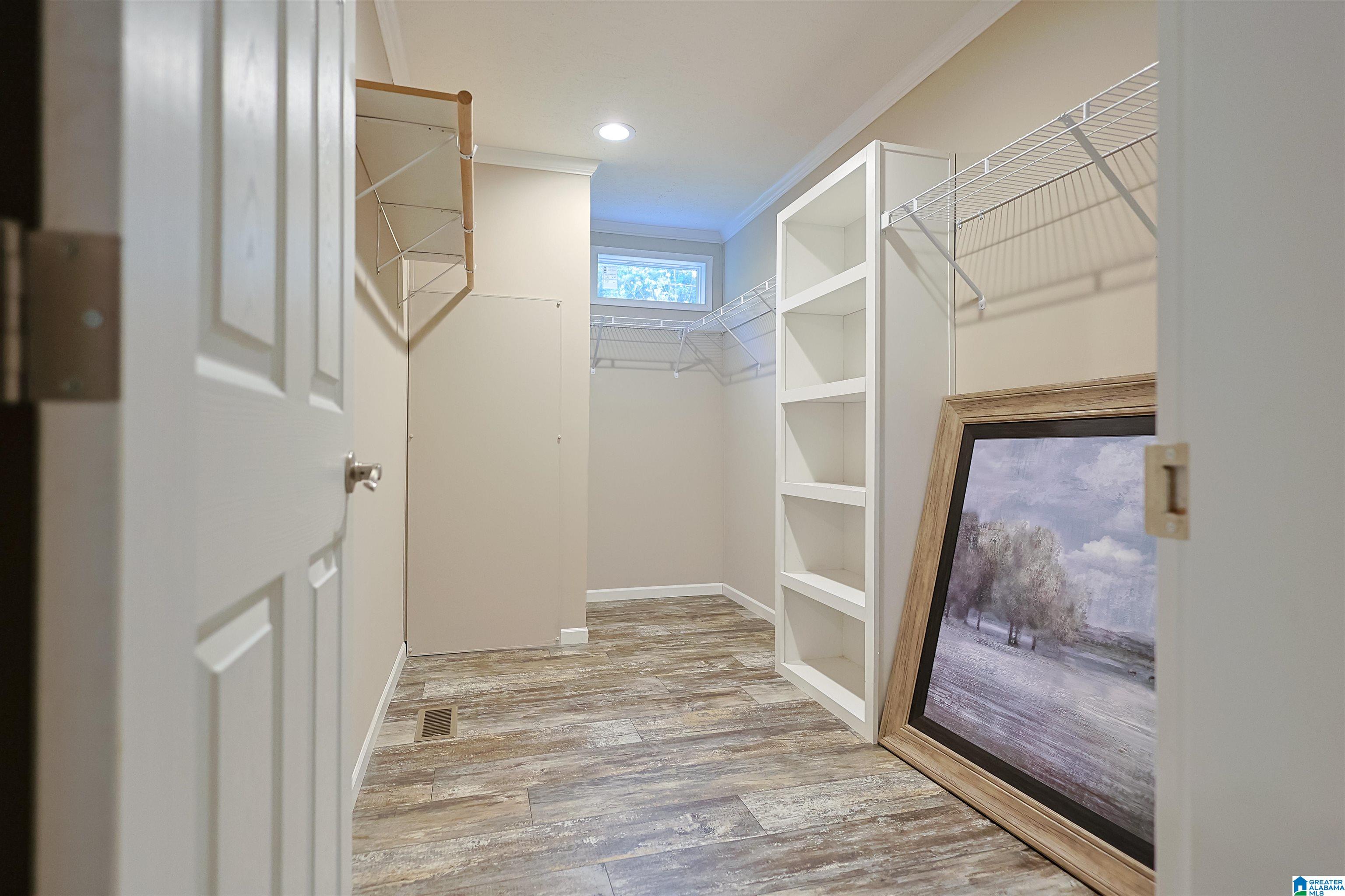 2381 JIM RANEY LANE