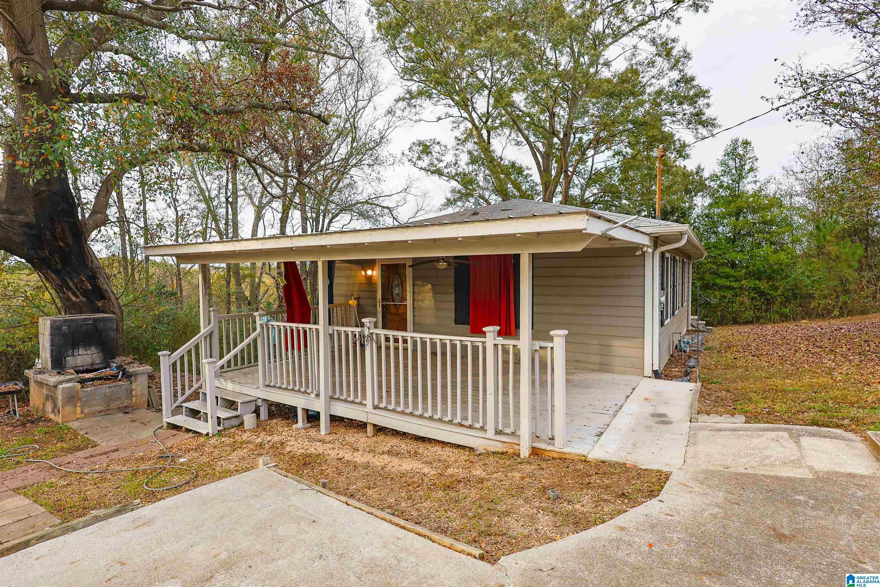 320 GOODVIEW STREET
