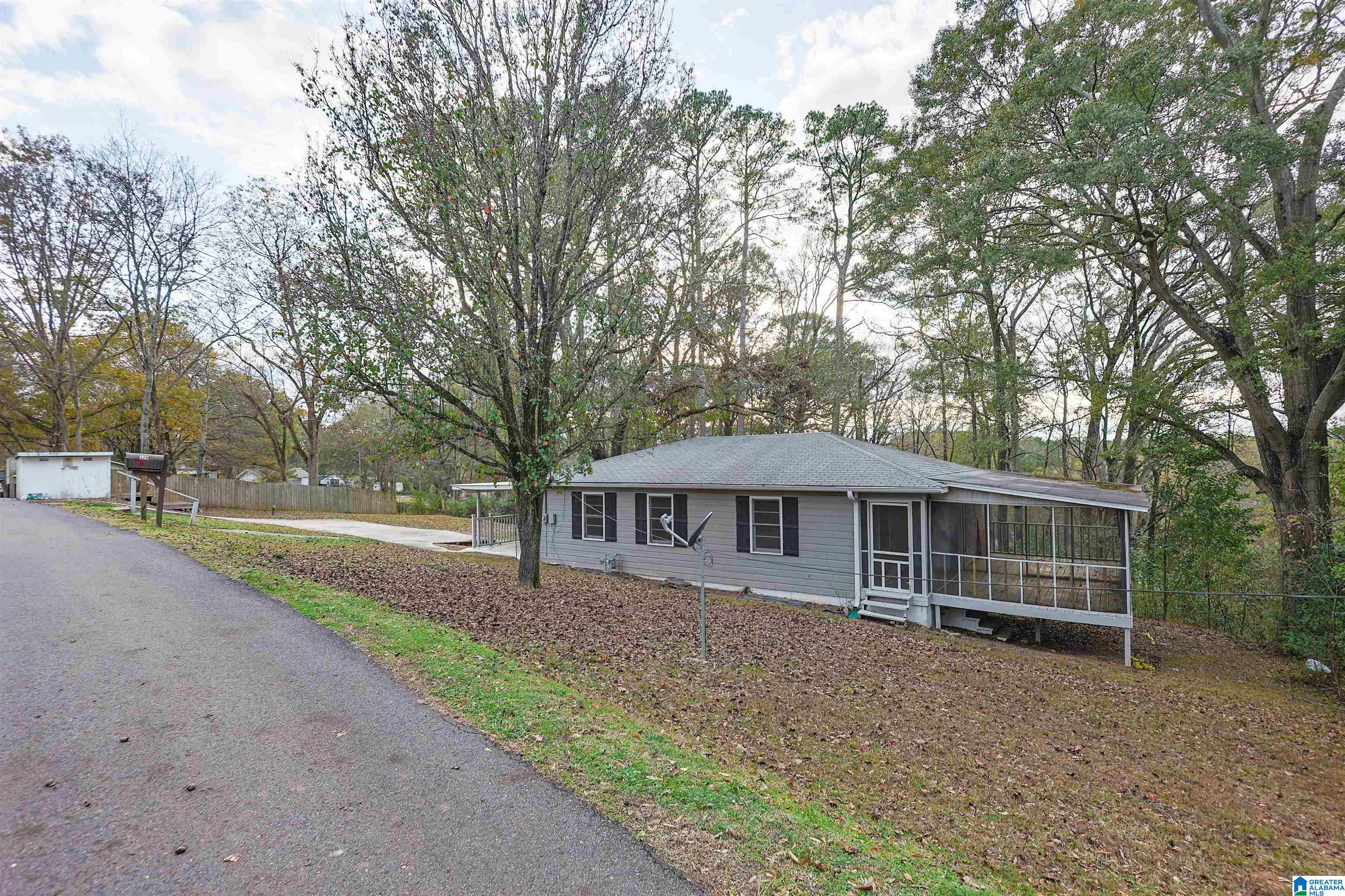 320 GOODVIEW STREET