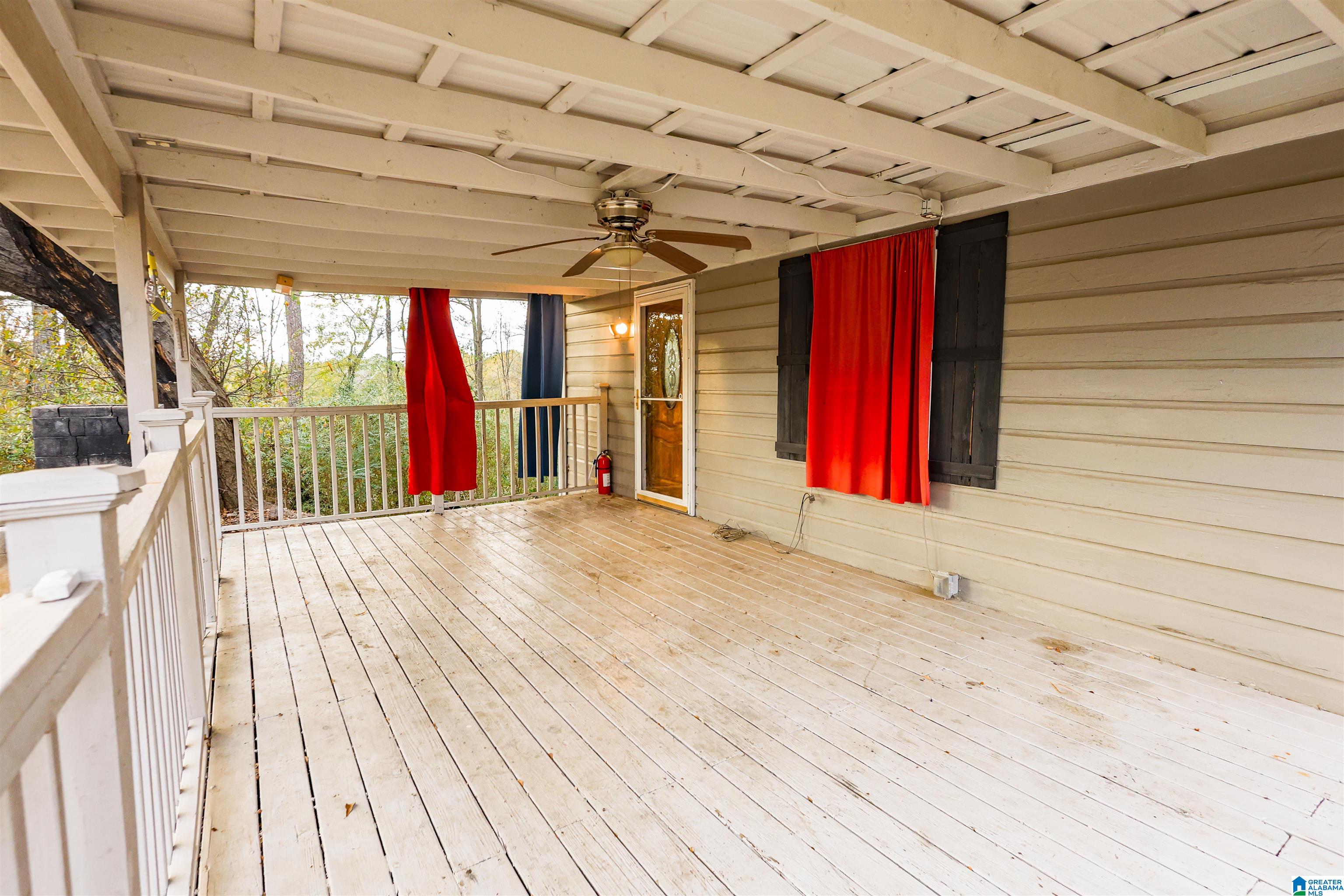 320 GOODVIEW STREET