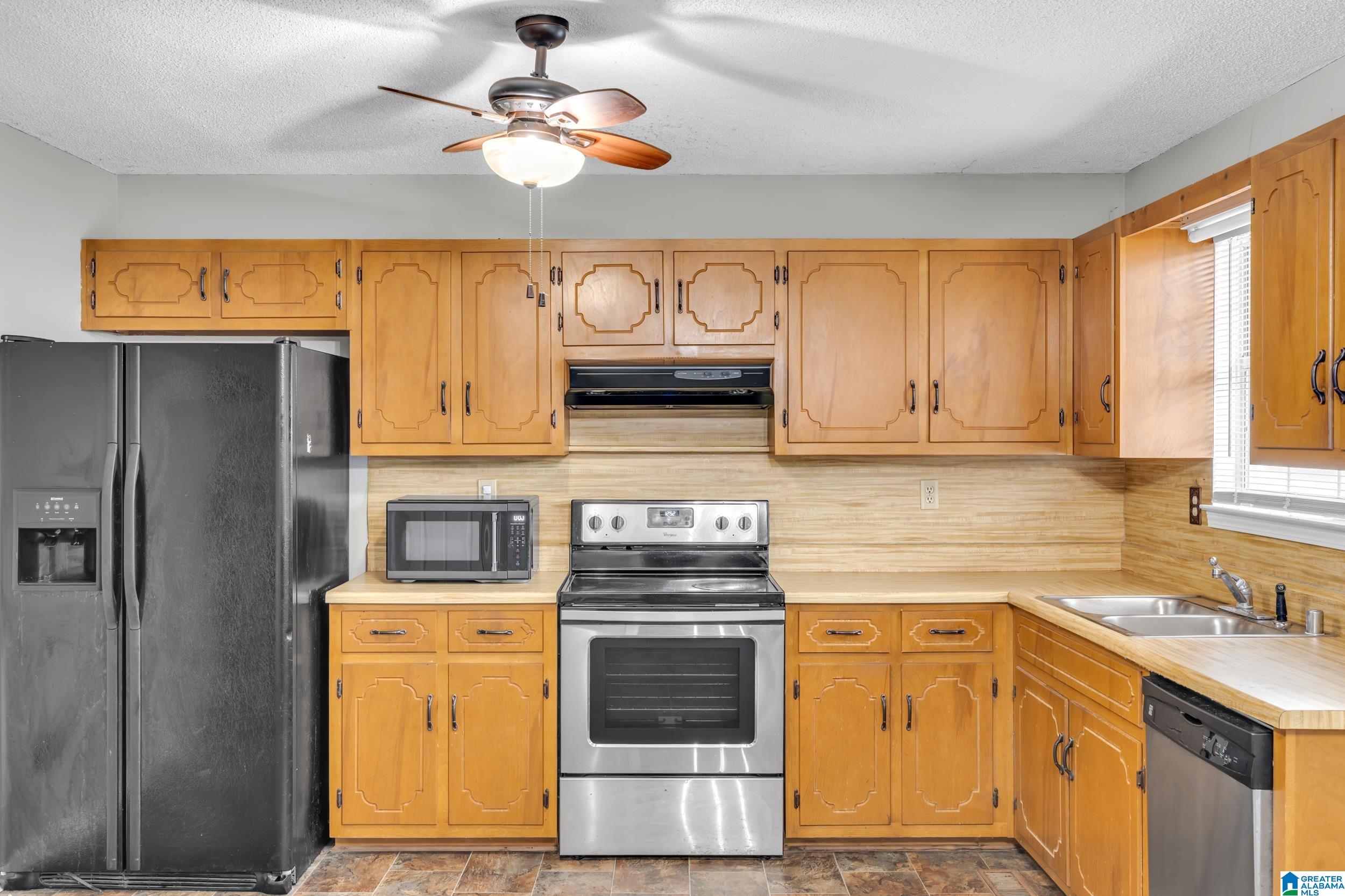 1680 WHITE DRIVE