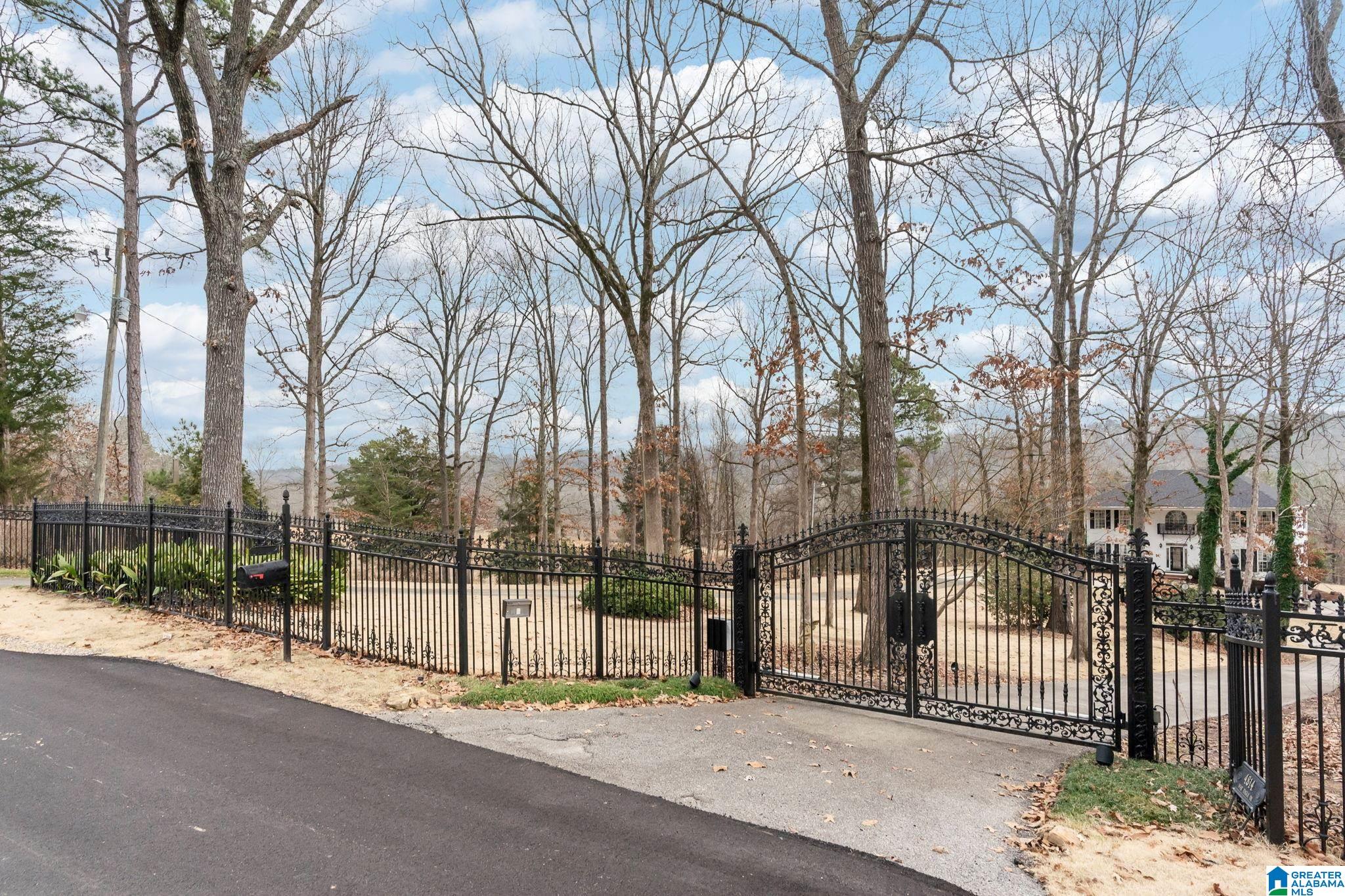 4814 WAR EAGLE DRIVE