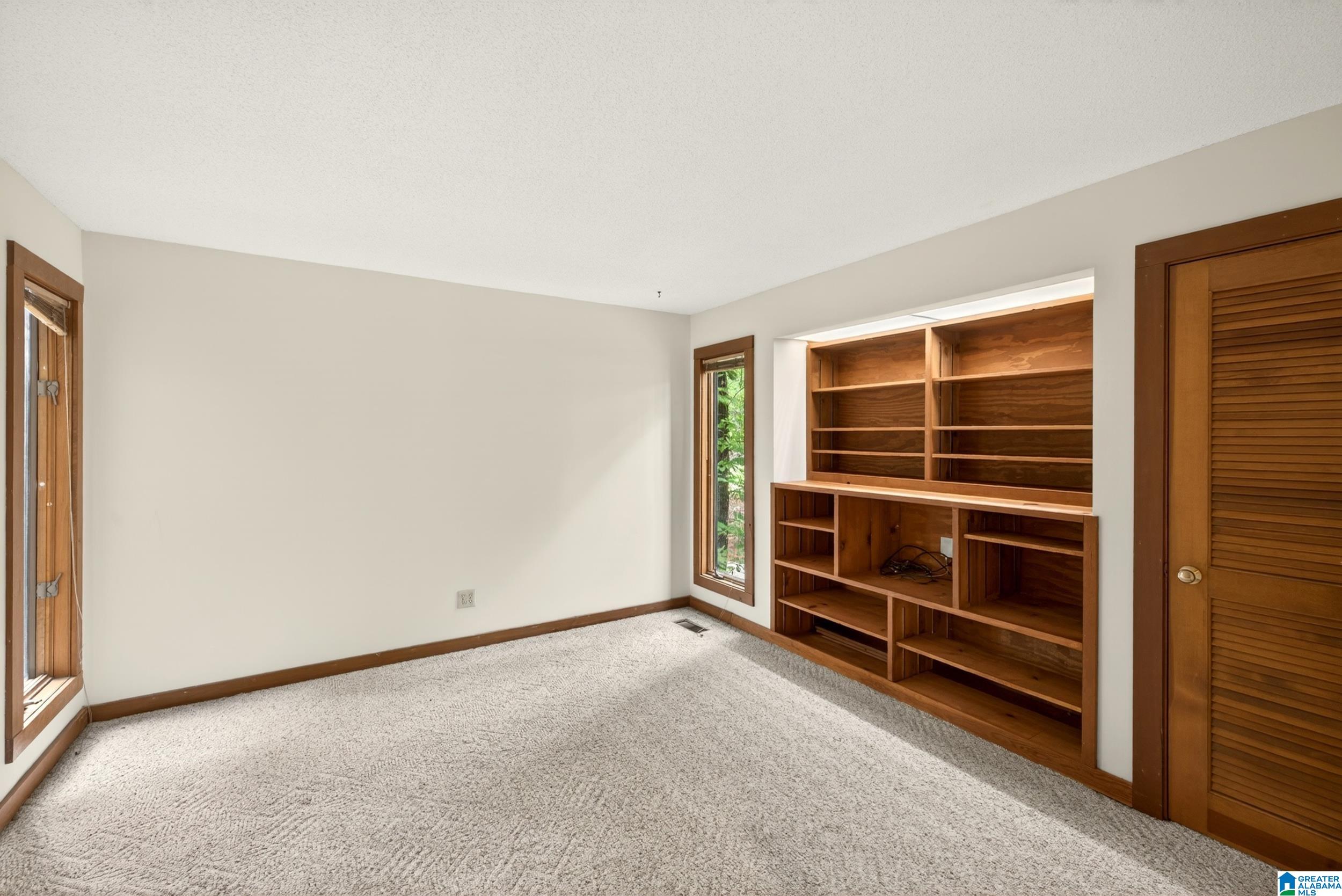 2905 KIRKCALDY LANE