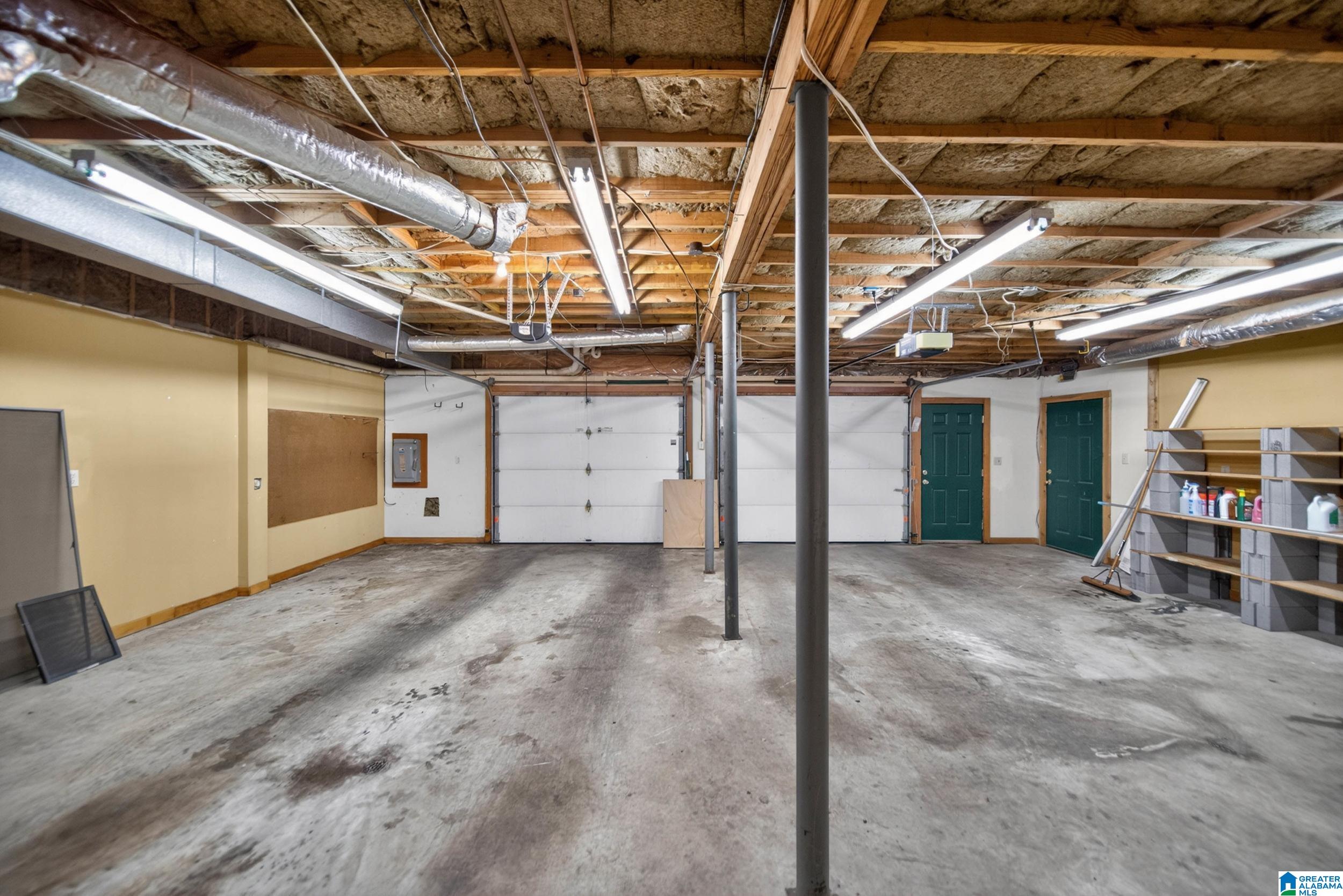 2905 KIRKCALDY LANE