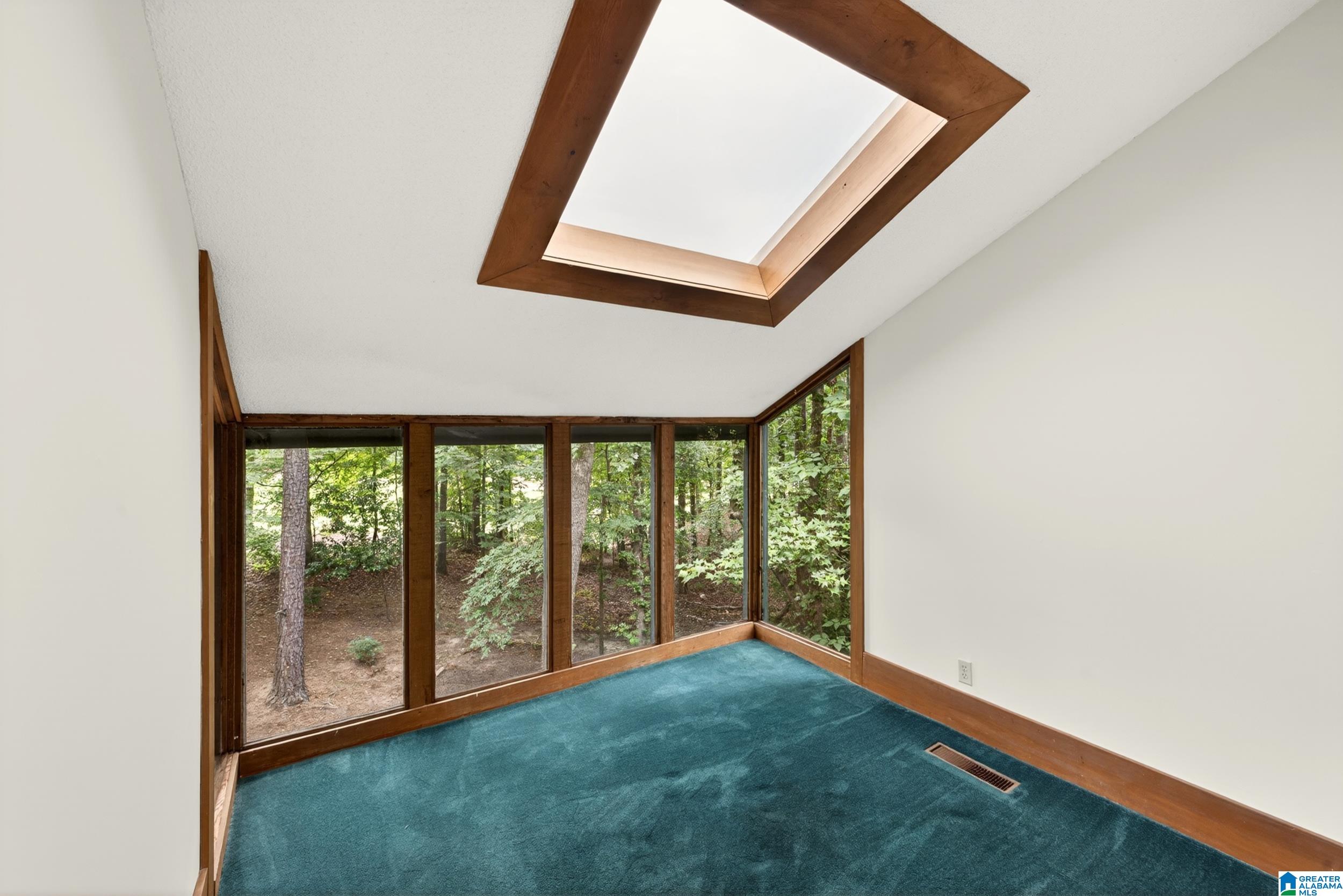 2905 KIRKCALDY LANE