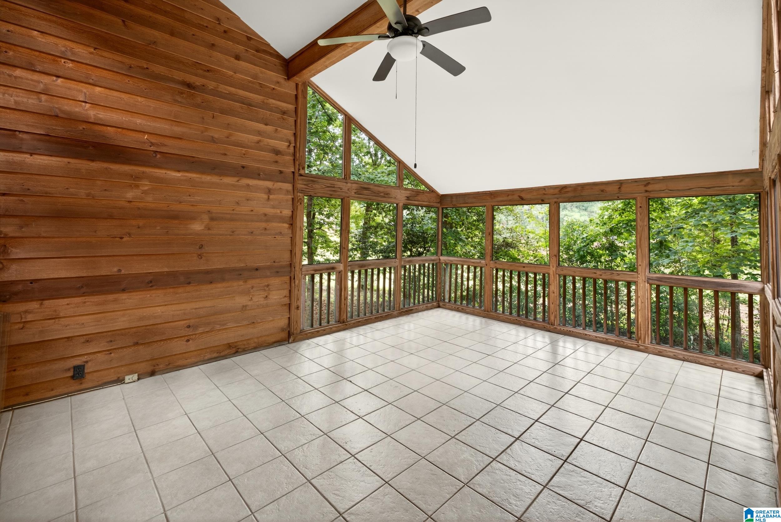 2905 KIRKCALDY LANE