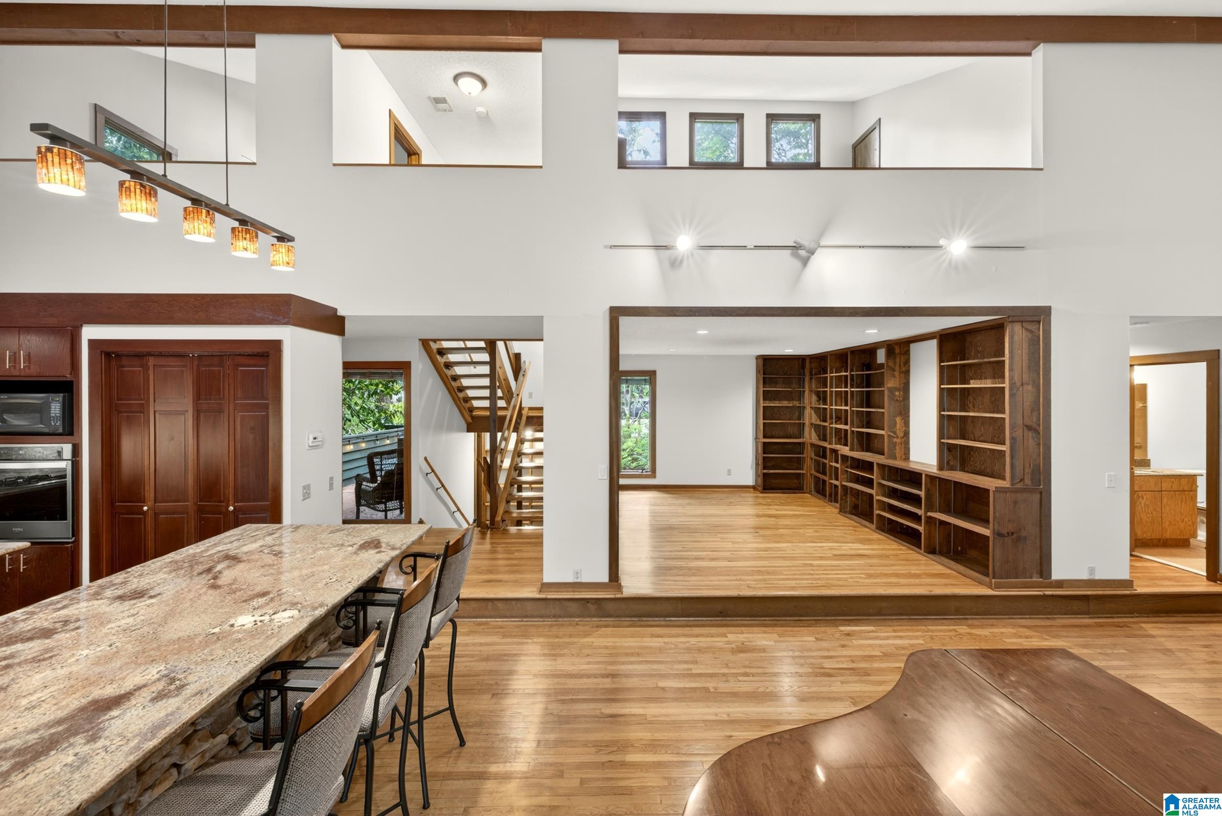 2905 KIRKCALDY LANE