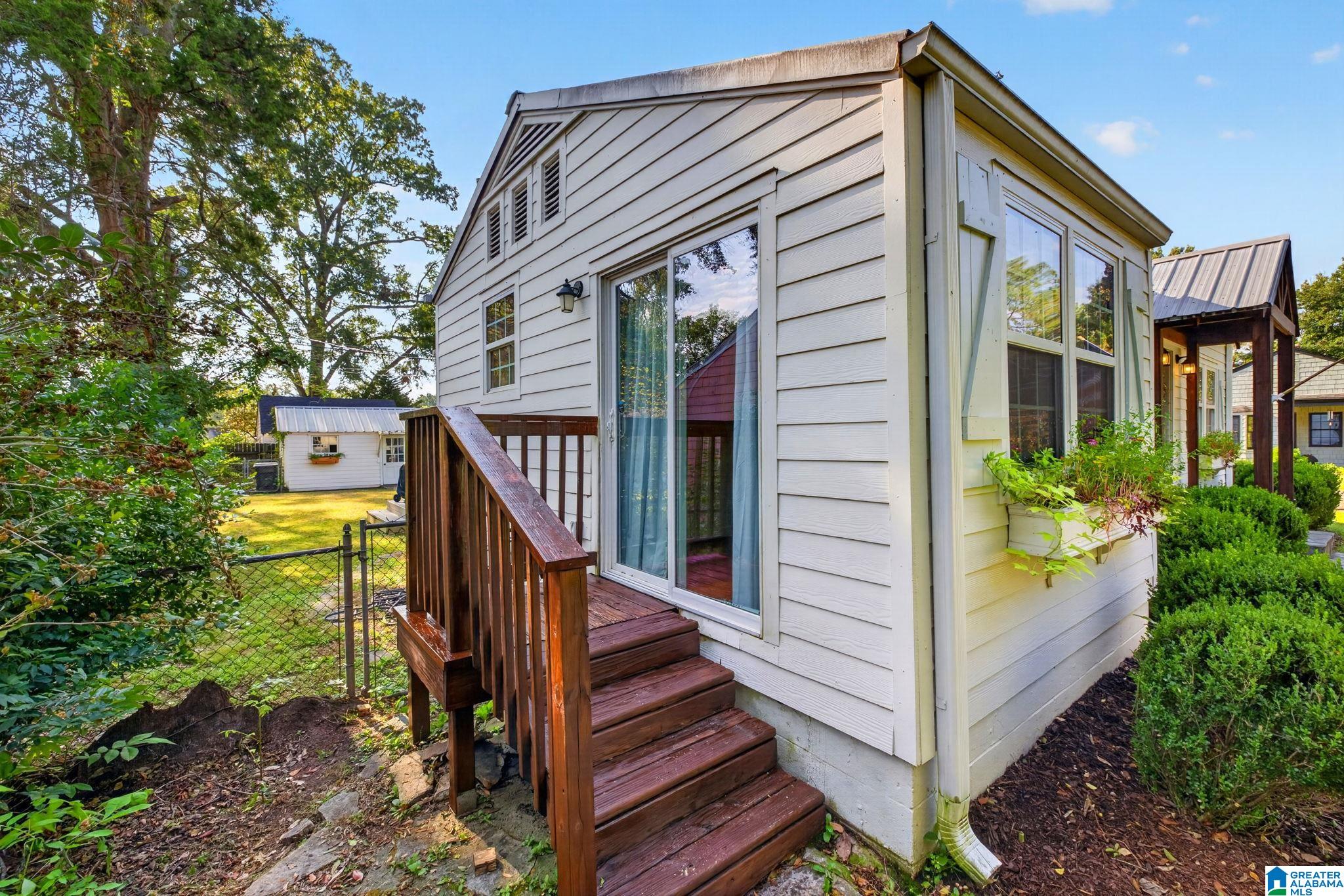 501 OXMOOR ROAD