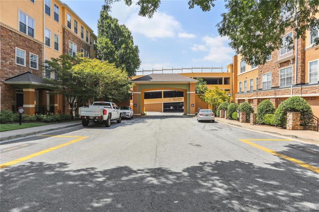 10 Perimeter Summit Boulevard NE Unit 4335
