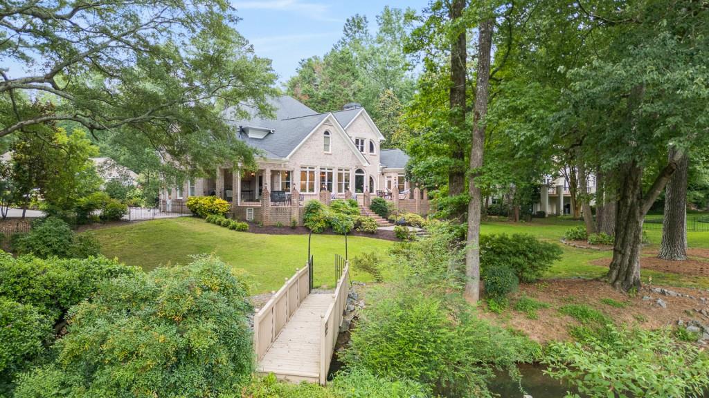 2680 Roxburgh Drive