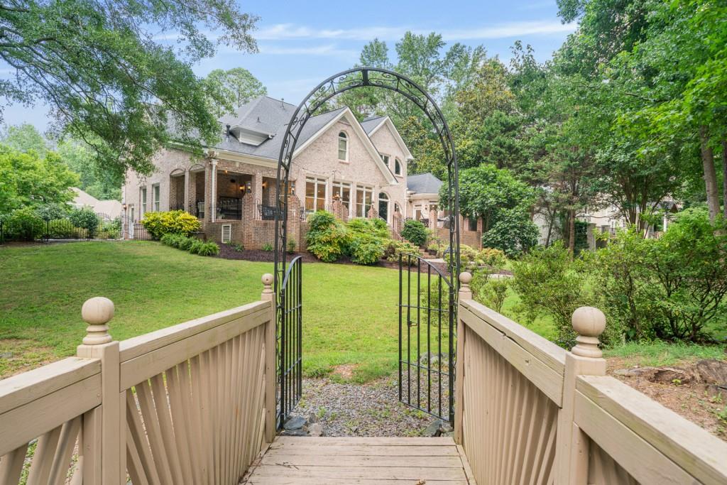 2680 Roxburgh Drive