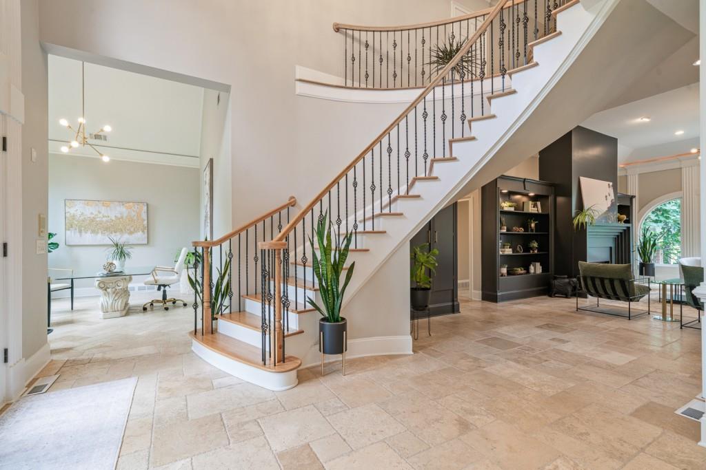 2680 Roxburgh Drive