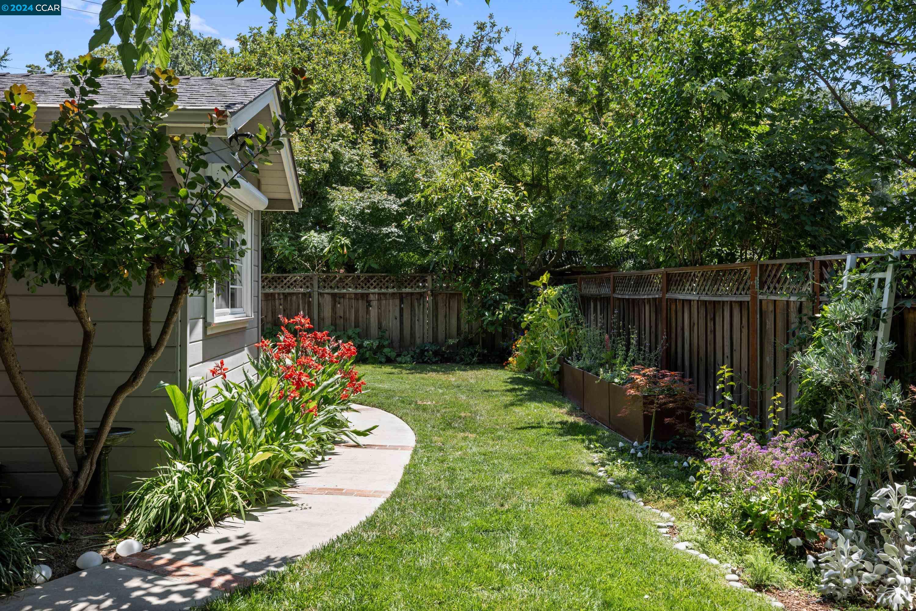 2601 Cherry Lane