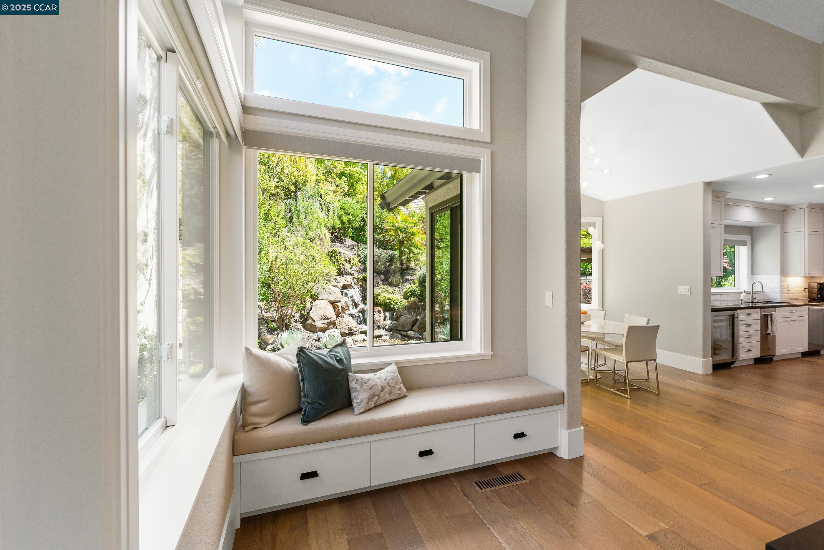 30 Oak Trail Court