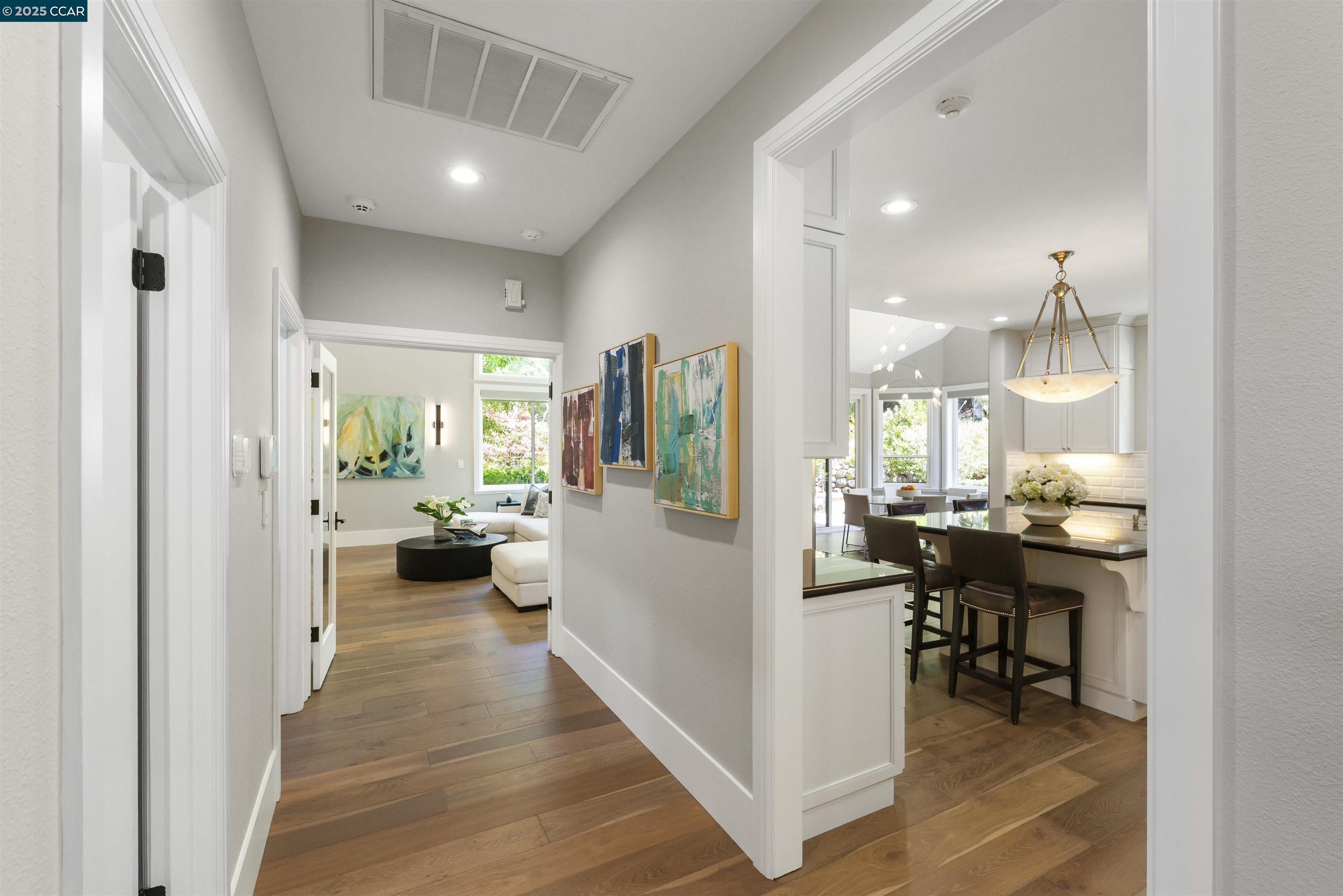 30 Oak Trail Court