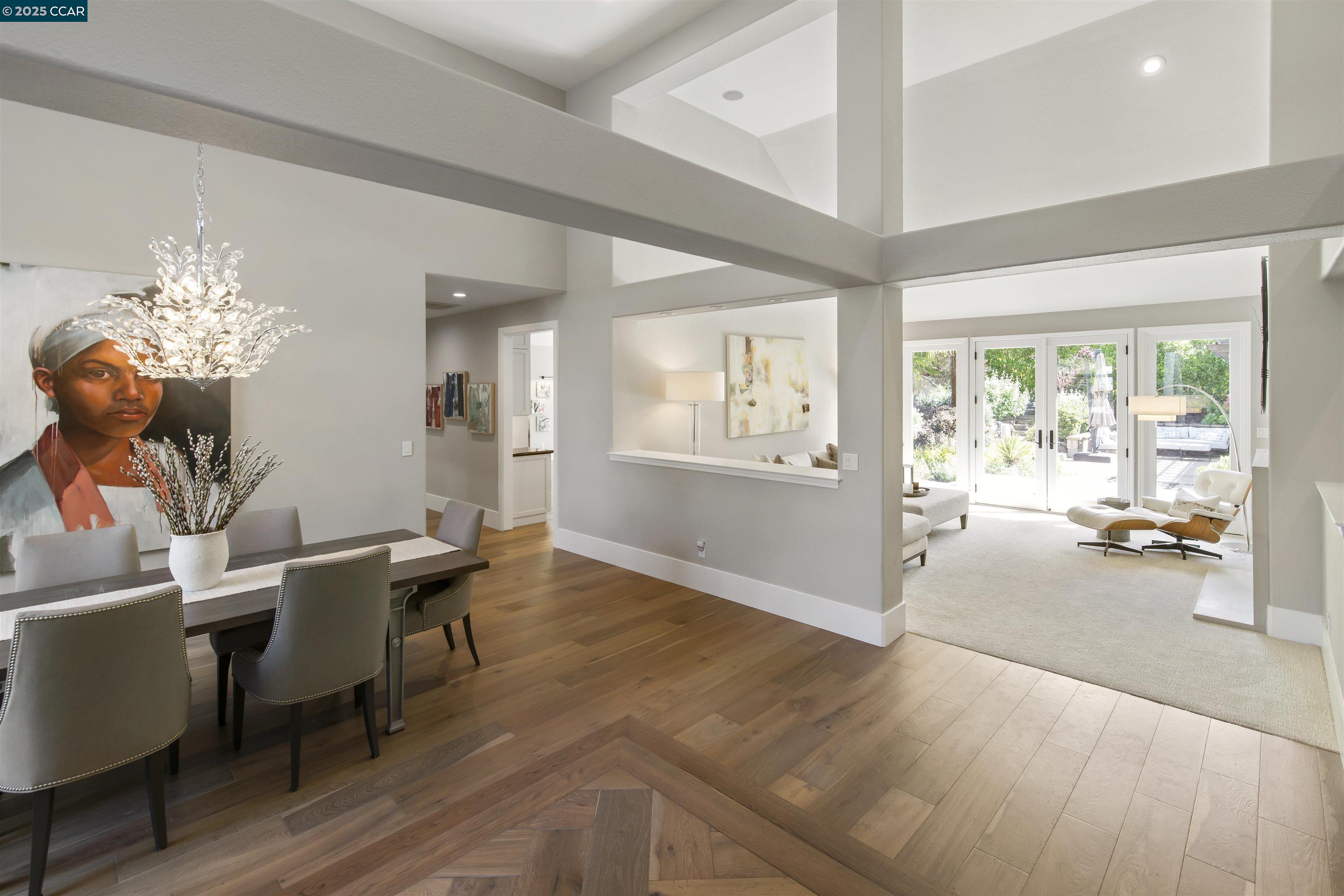 30 Oak Trail Court
