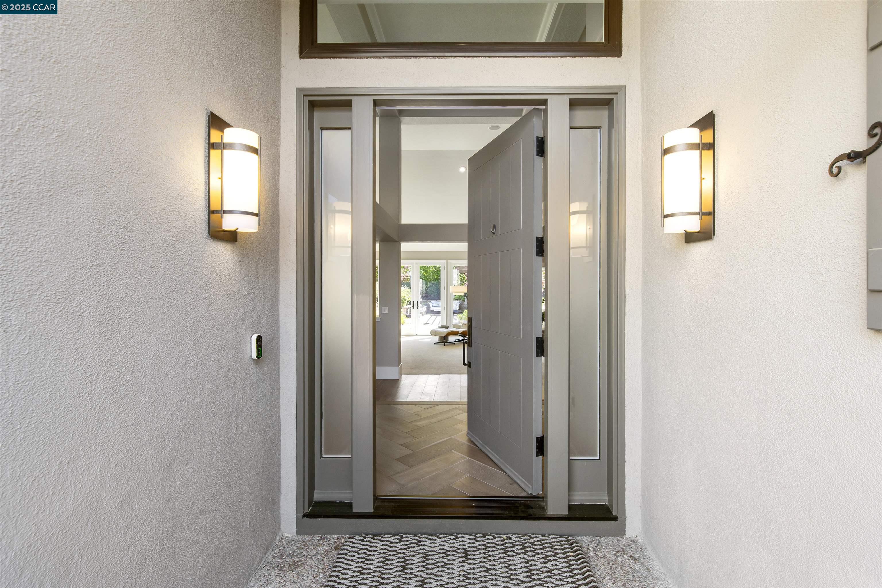 30 Oak Trail Court