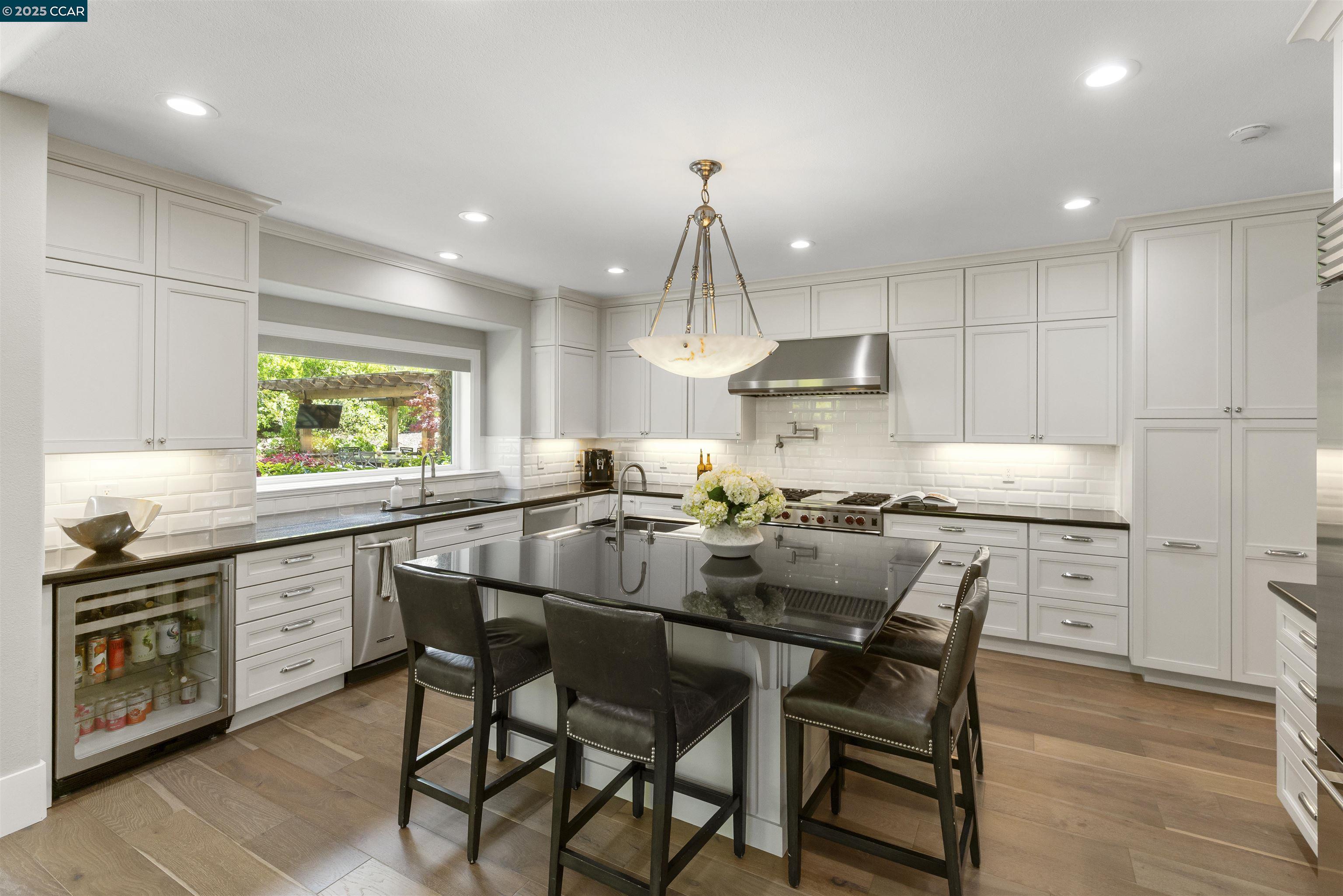 30 Oak Trail Court