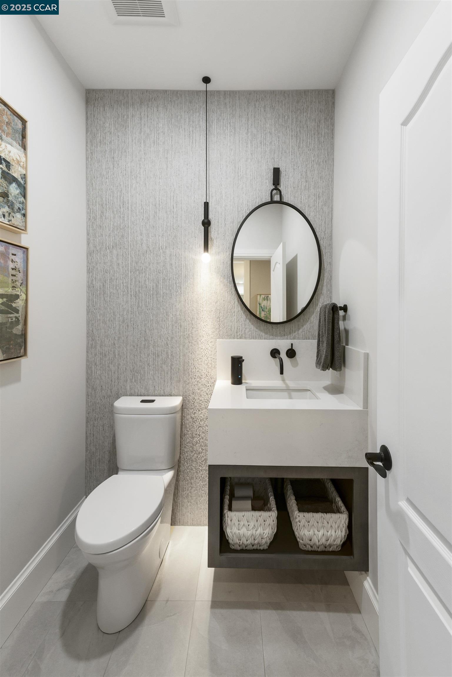 30 Oak Trail Court