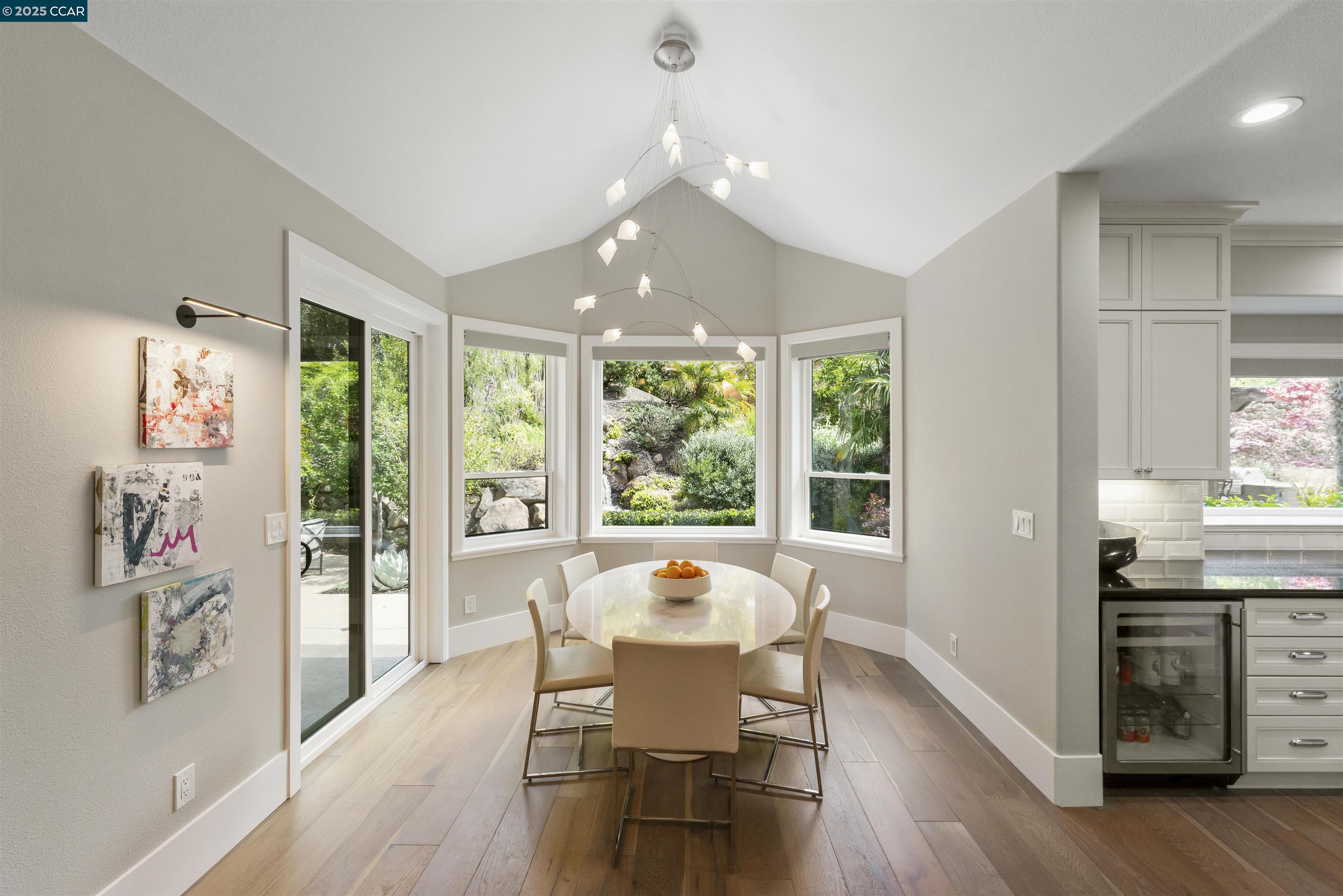 30 Oak Trail Court