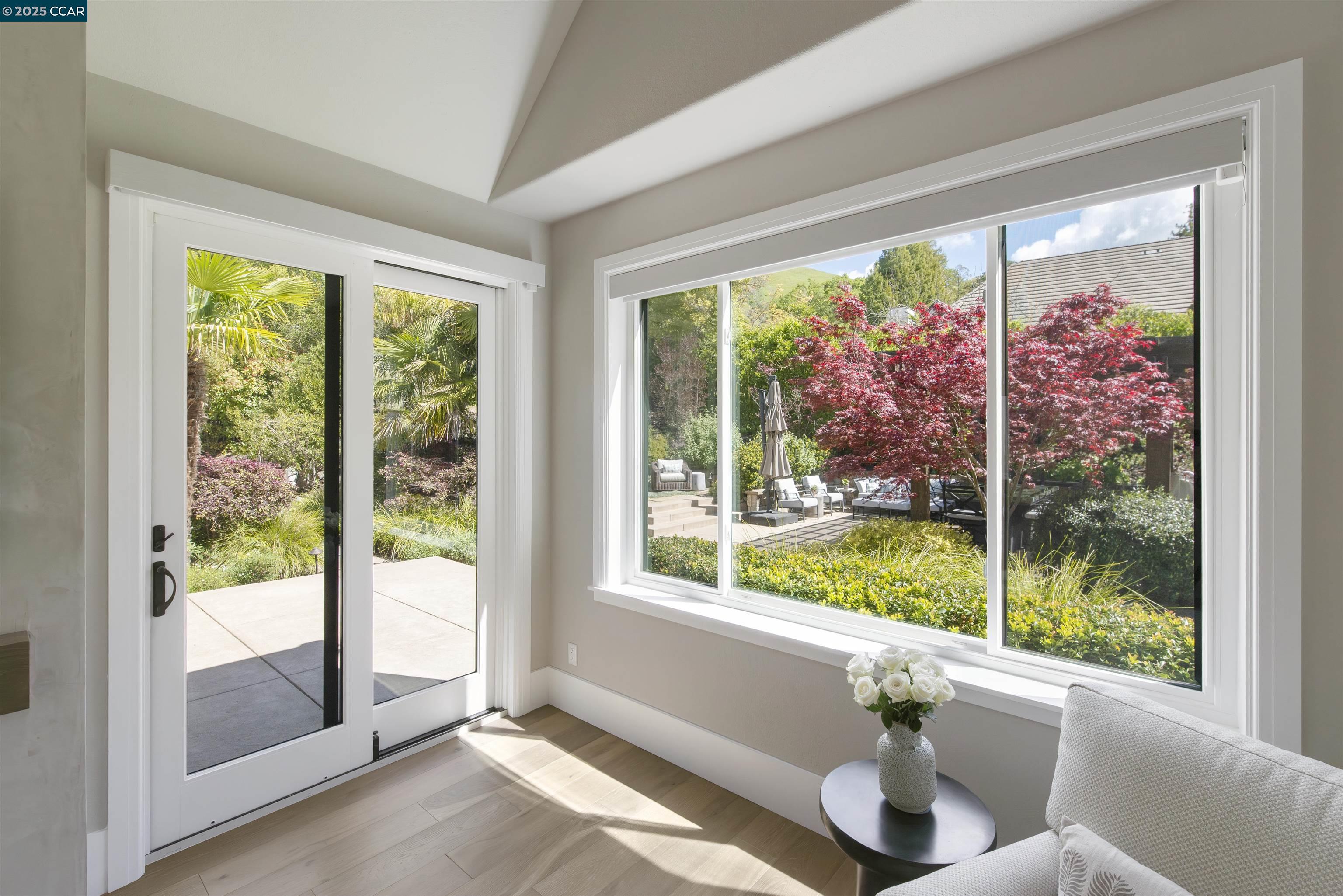 30 Oak Trail Court