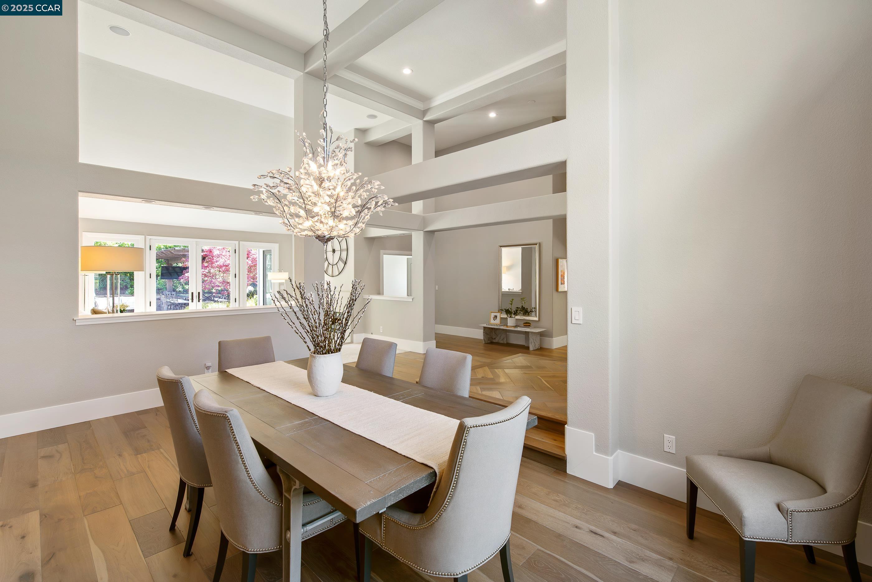 30 Oak Trail Court