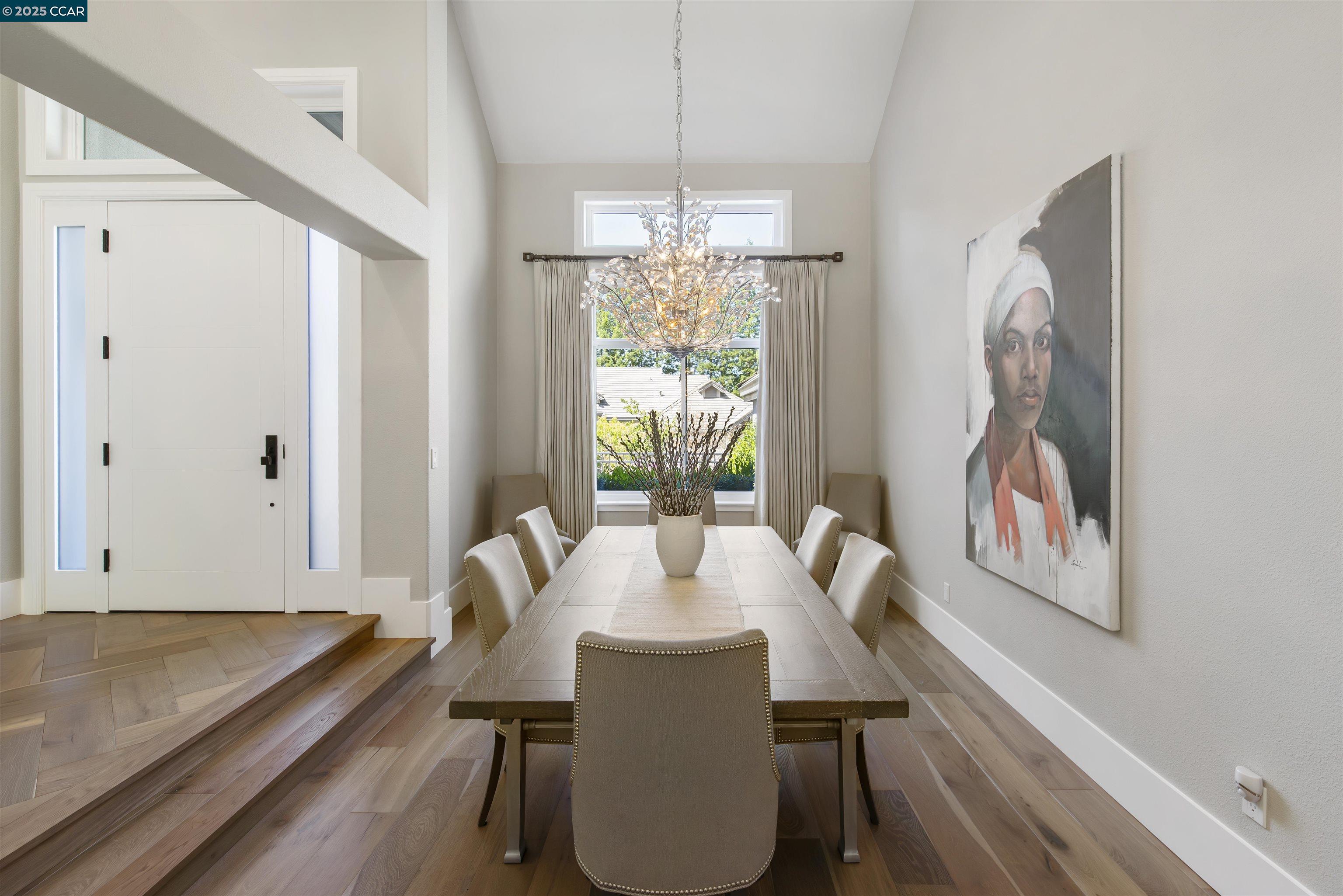 30 Oak Trail Court