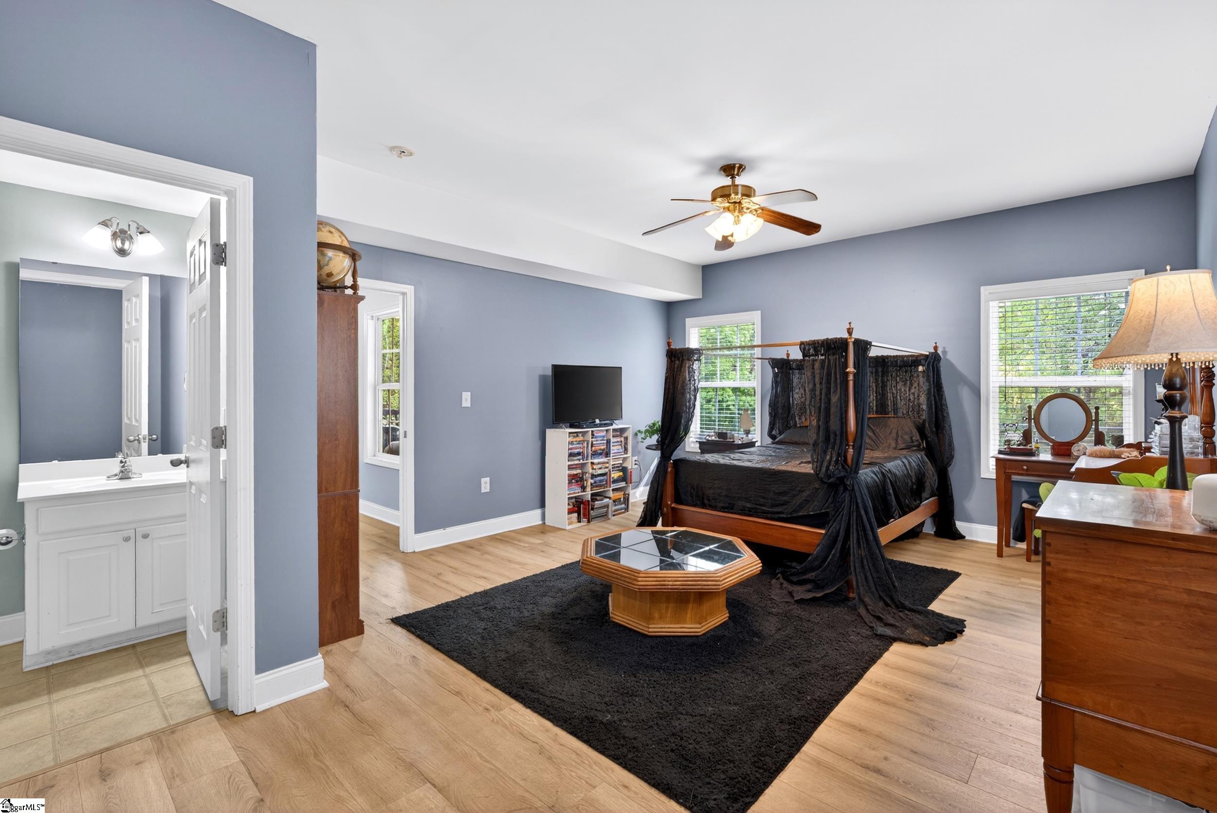 133 Hidden Ridge Drive