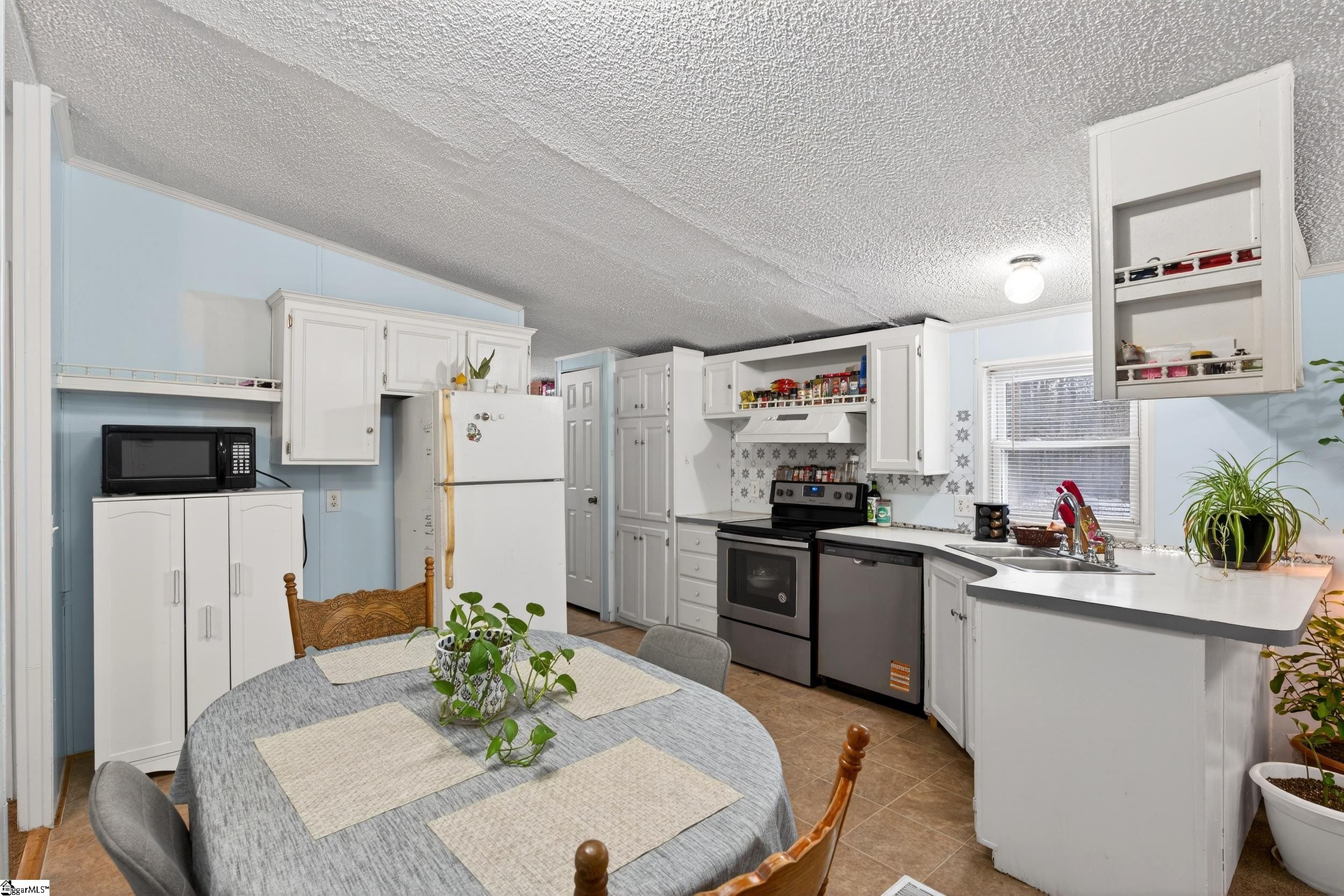 516 Green Willow Drive