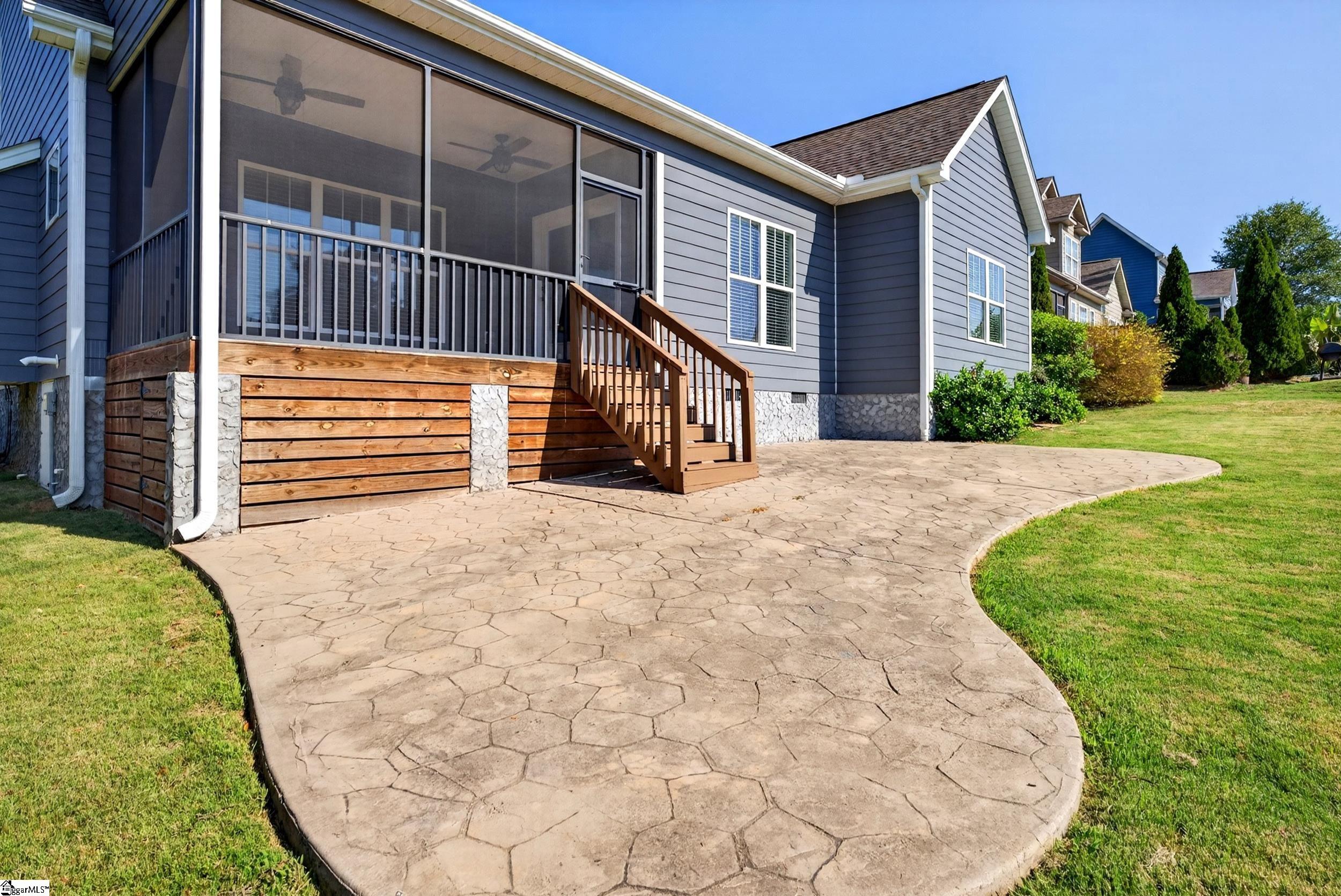 415 S Pendernale Drive