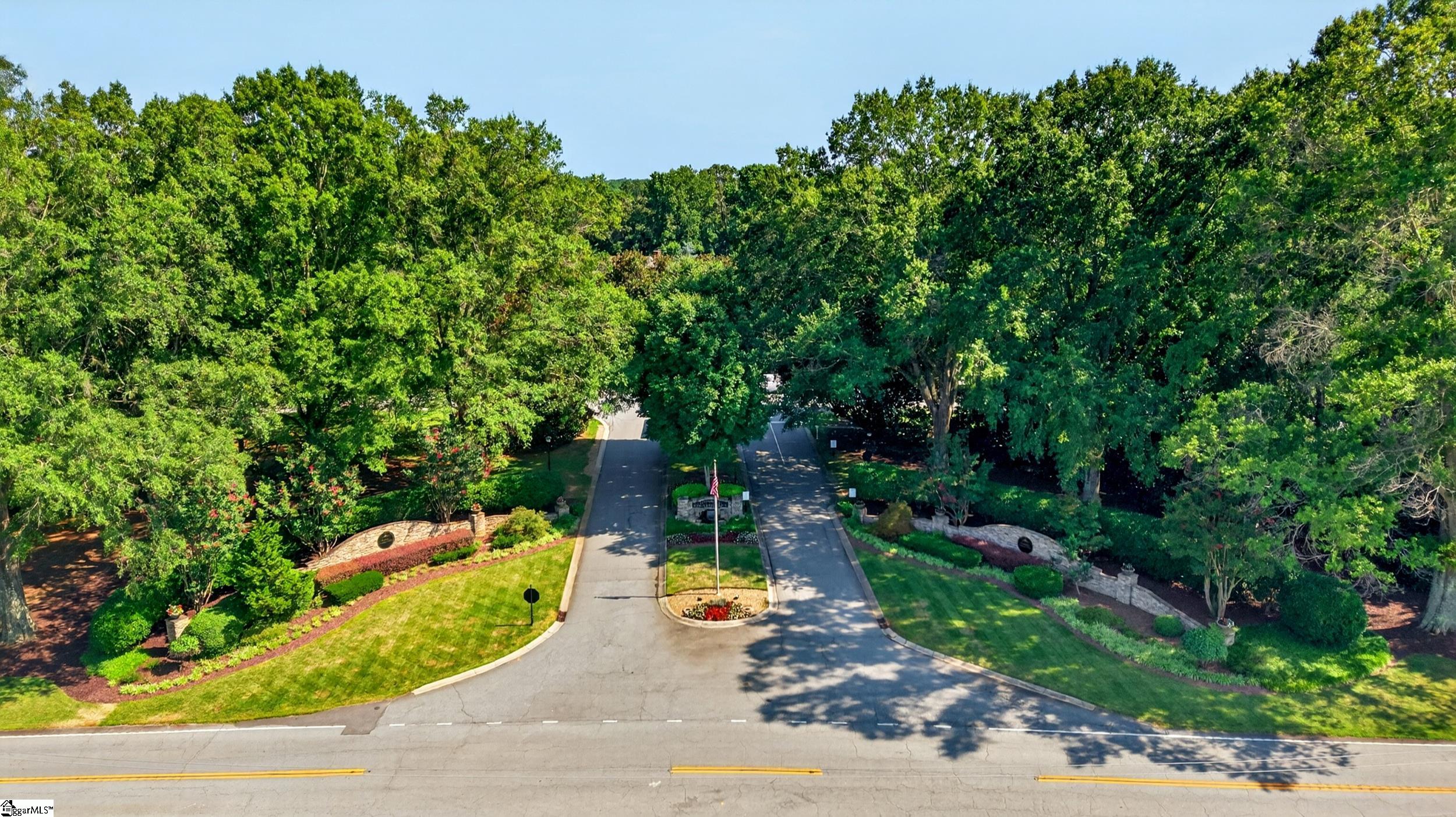 216 Muirfield Drive