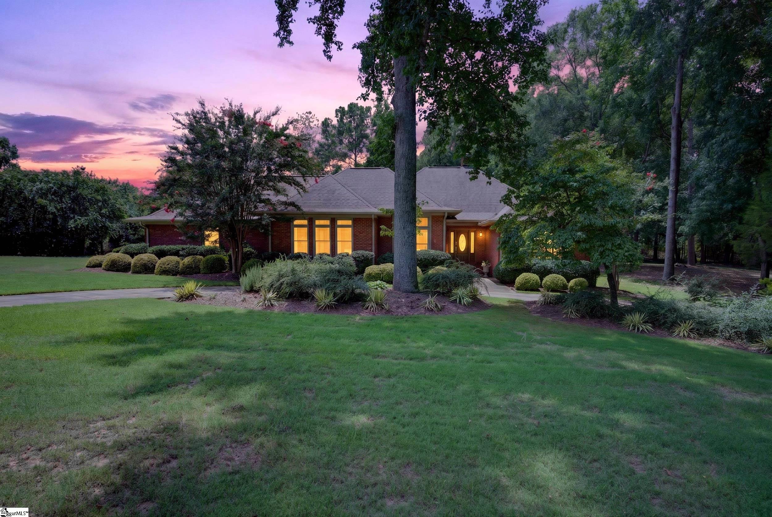 216 Muirfield Drive