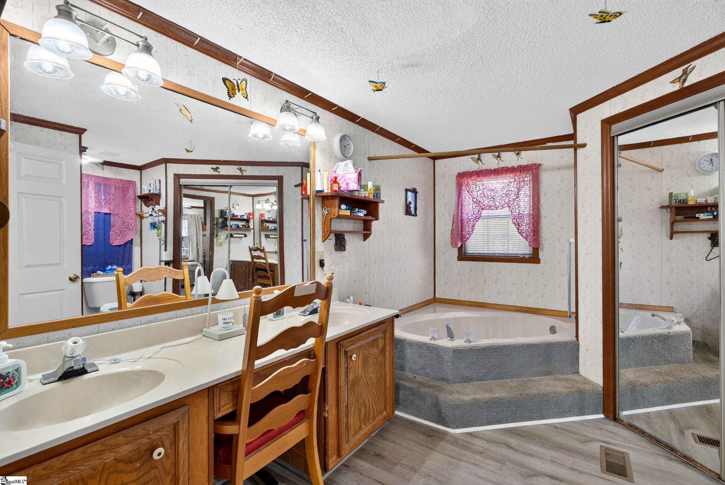 762 Bearhole Road