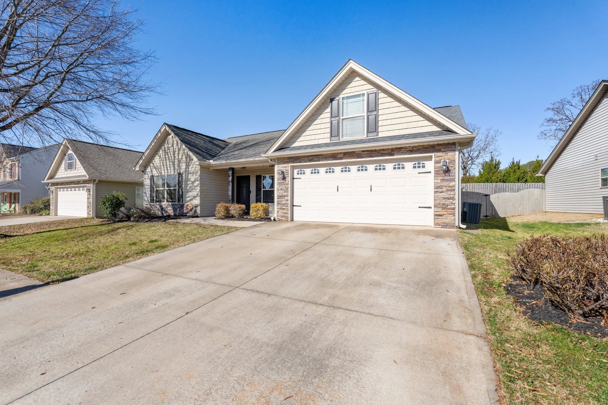 114 Wynbrook Way