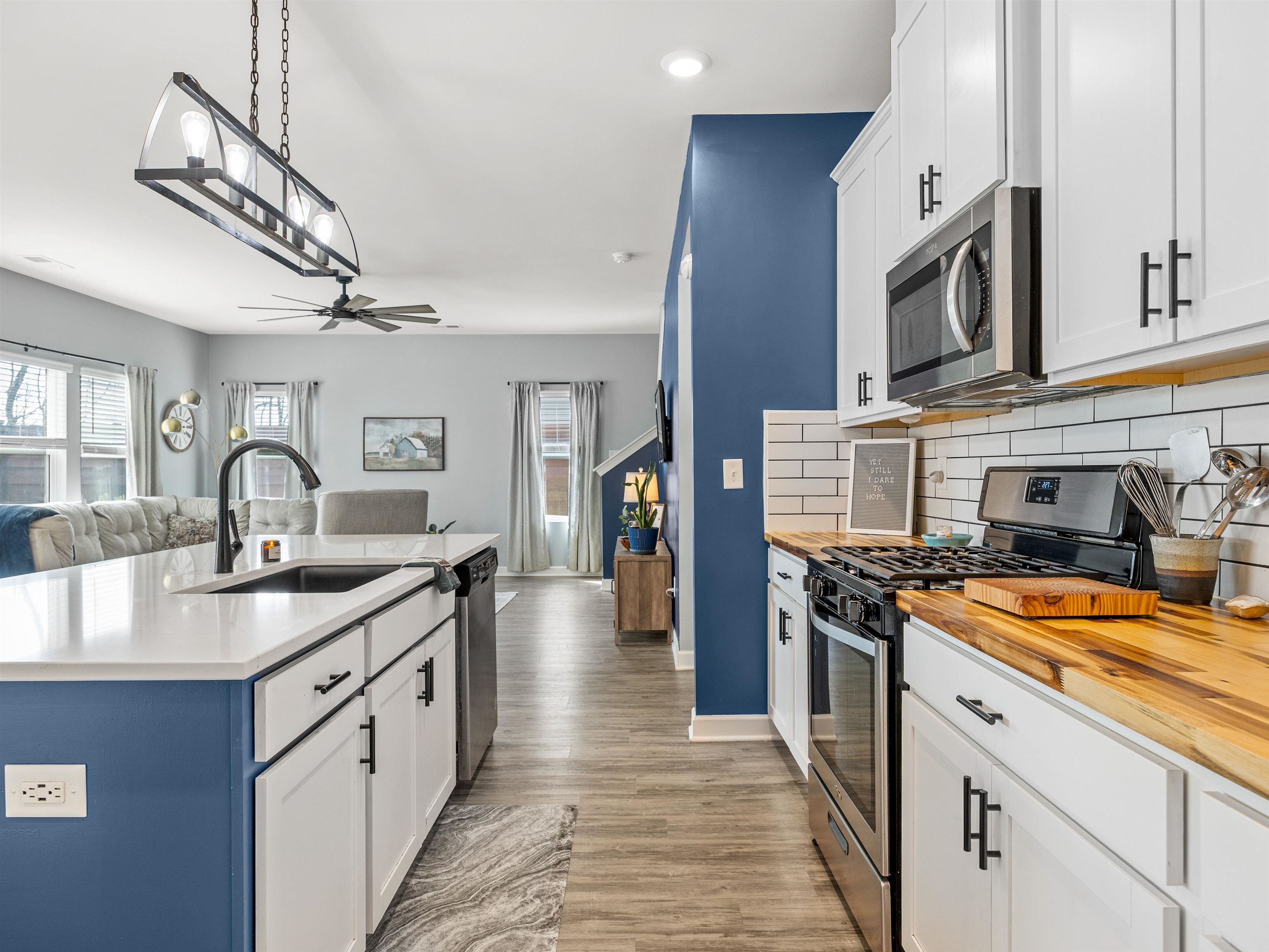 641 Grays Creek Rd