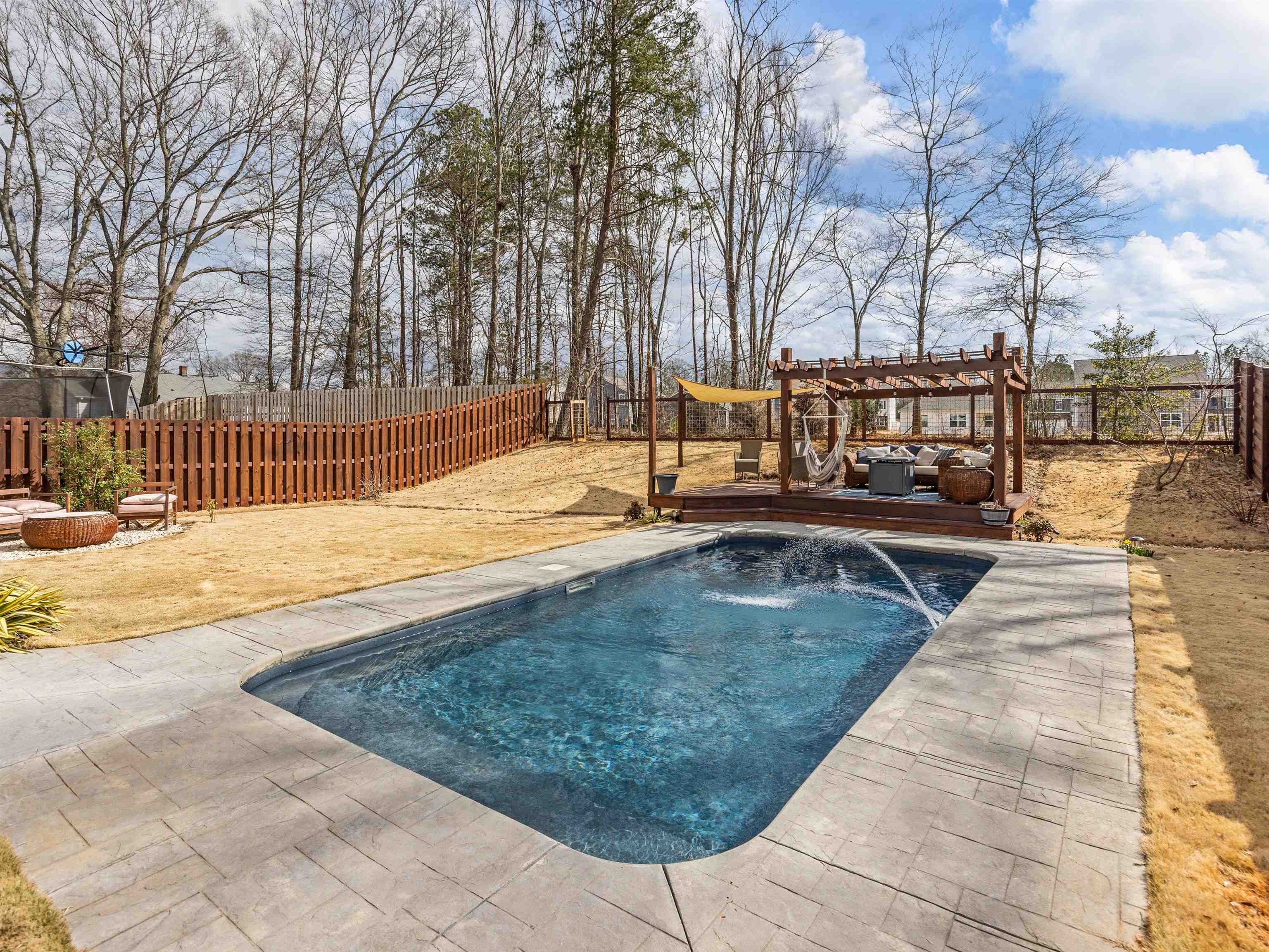 641 Grays Creek Rd