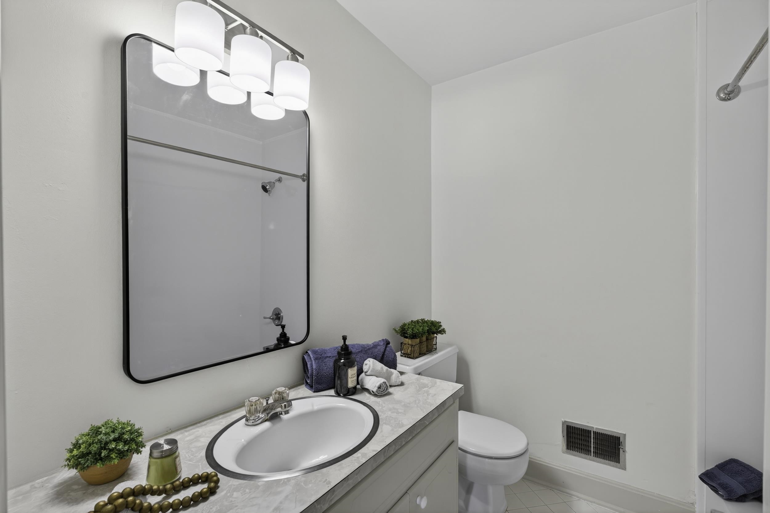 211 Saint Matthew Lane