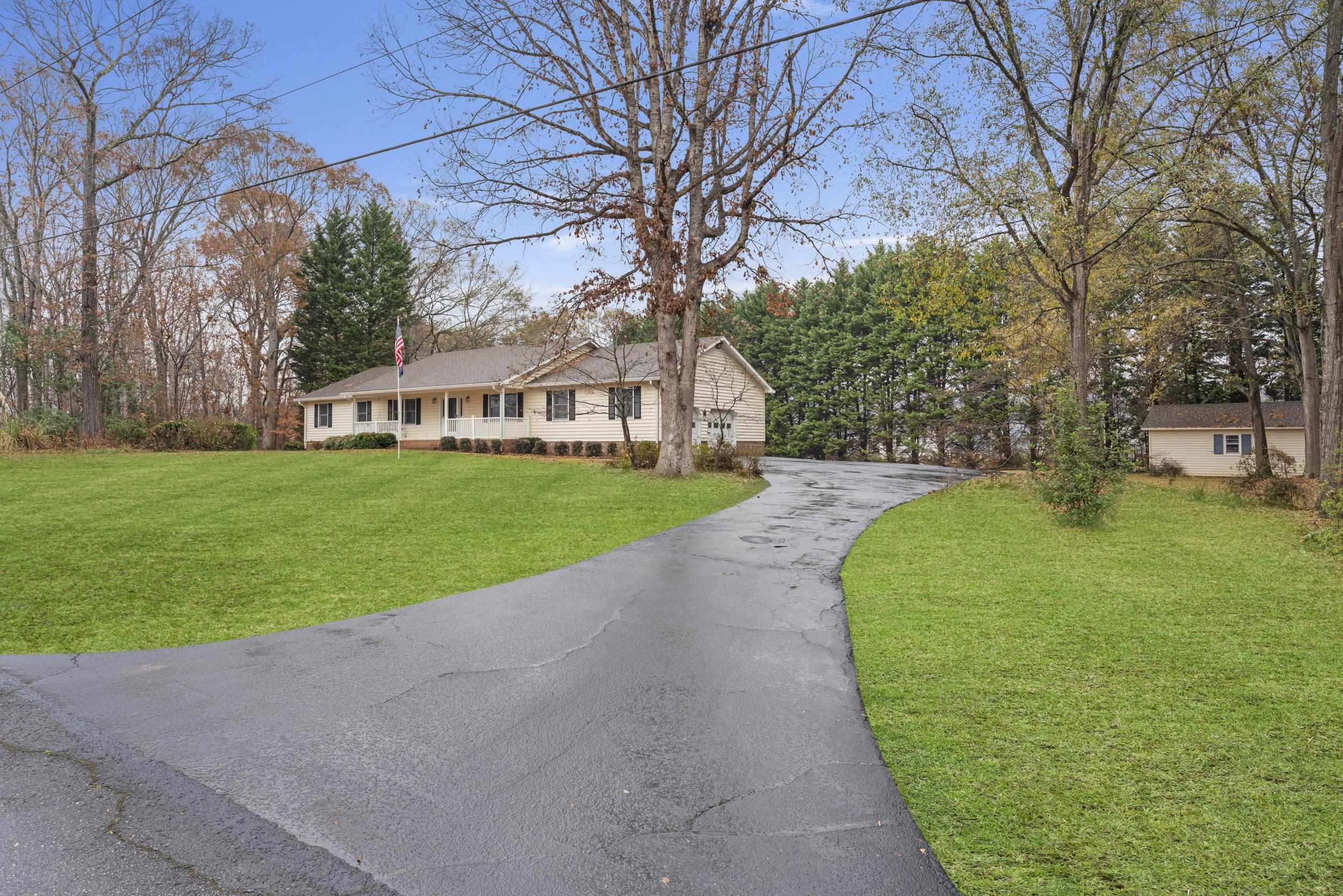 108 Cardinal Drive