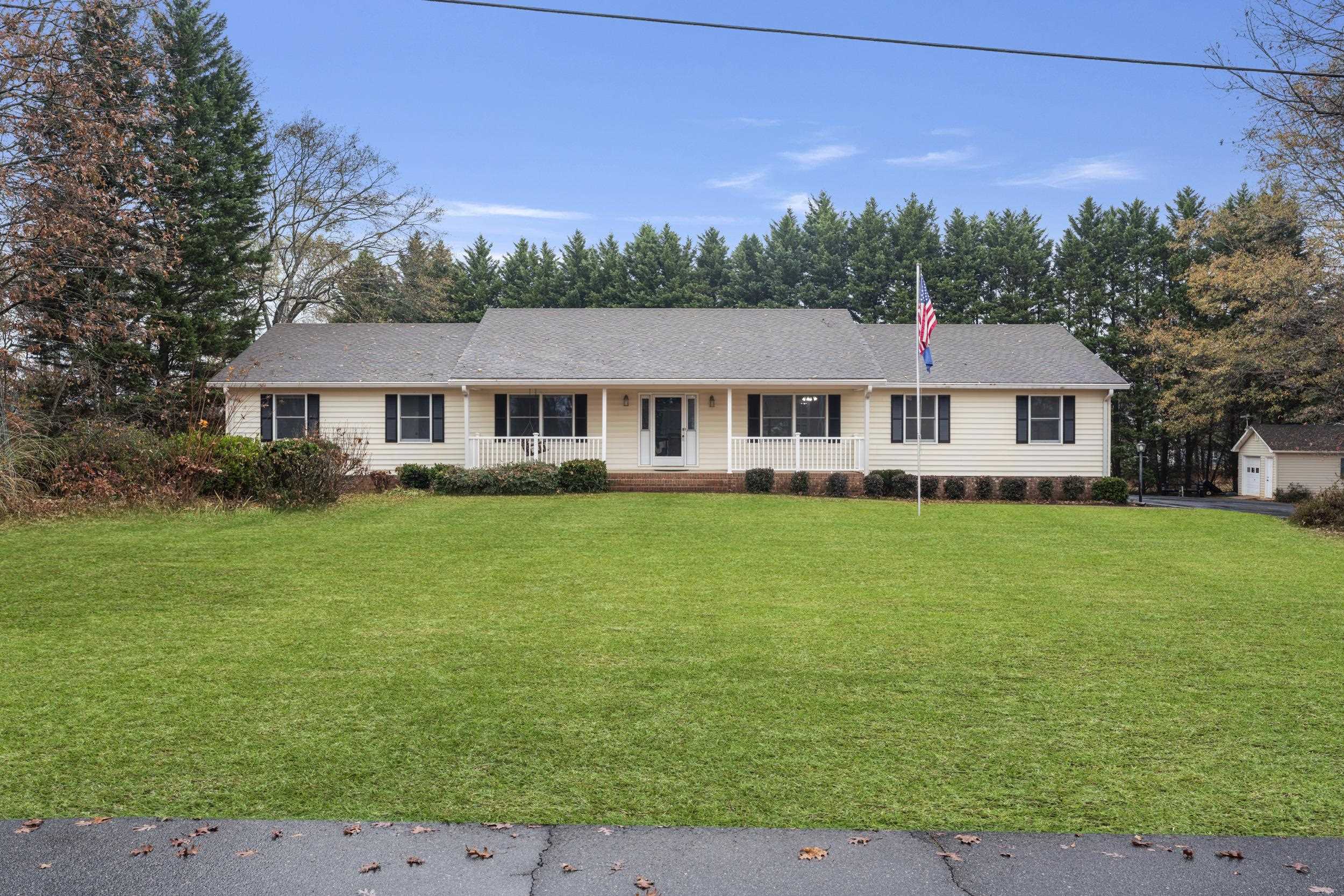 108 Cardinal Drive