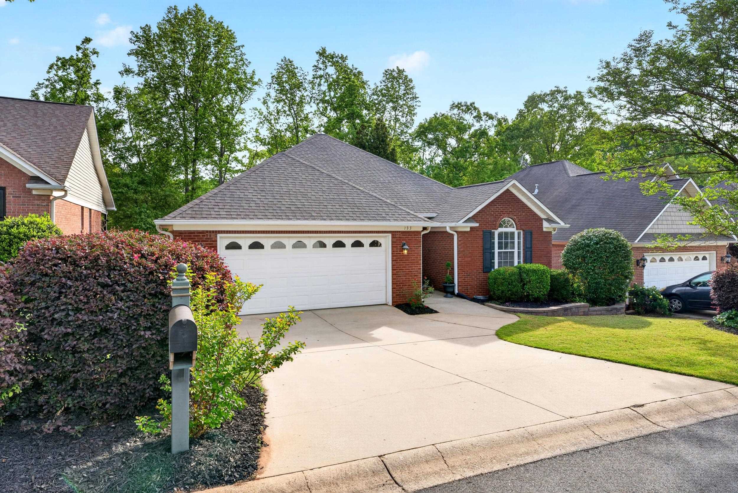 133 Hidden Ridge Drive