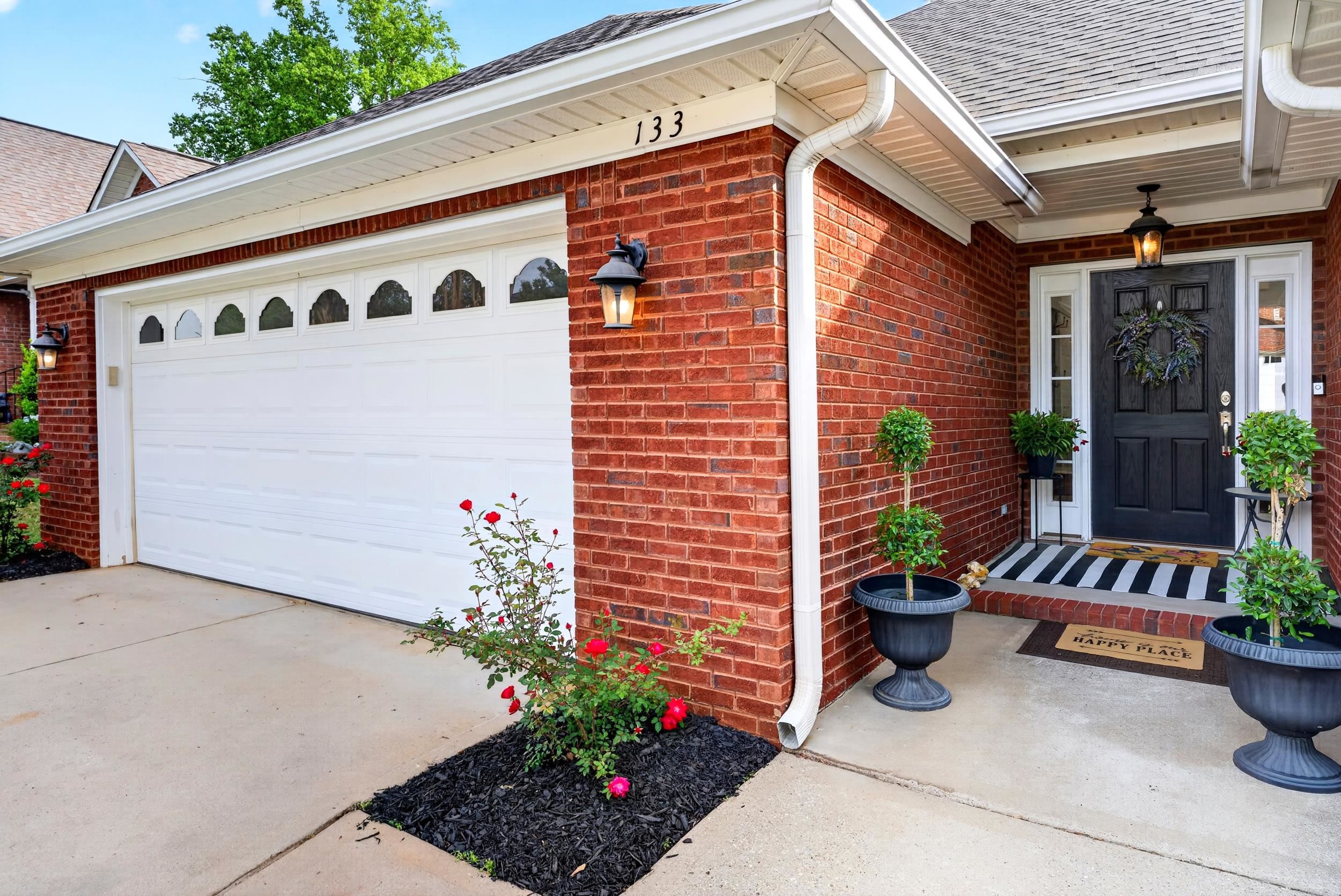 133 Hidden Ridge Drive