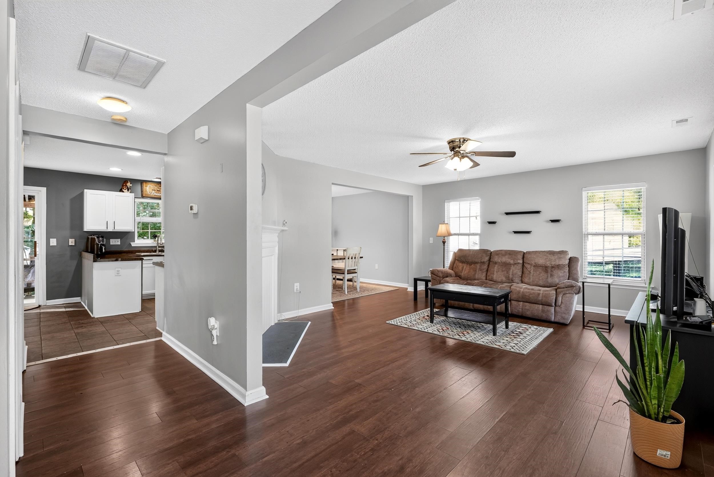 615 Eldredge Court