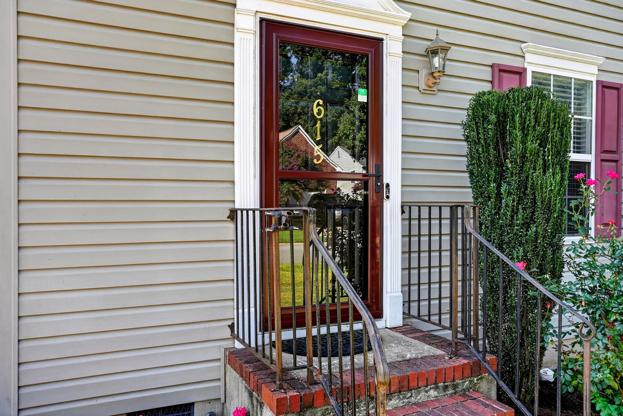 615 Eldredge Court